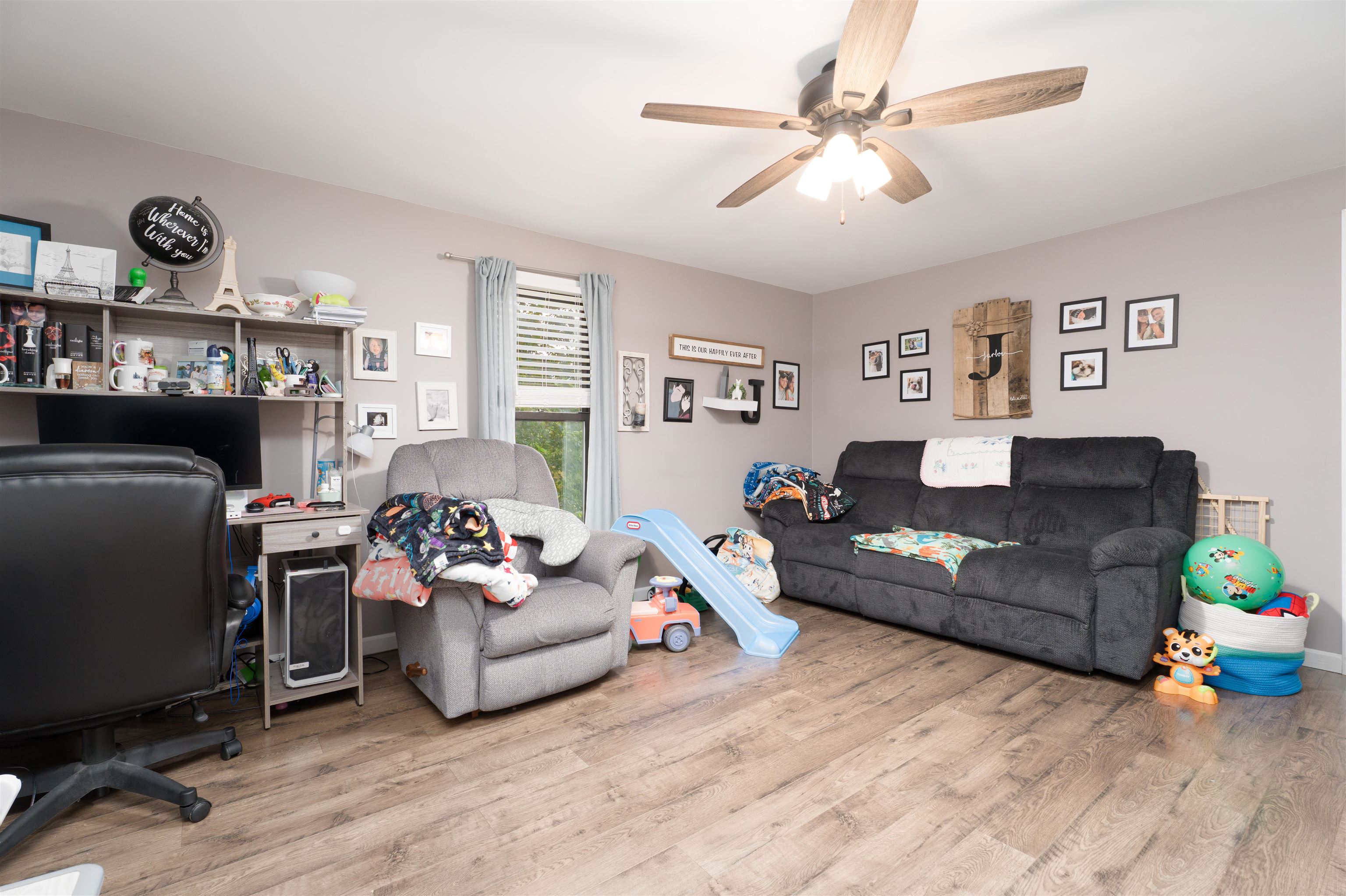 305 Harrison St., Hawesville, Kentucky 42348, 2 Bedrooms Bedrooms, ,1 BathroomBathrooms,Single Family Residence,For Sale,Harrison St.,93861