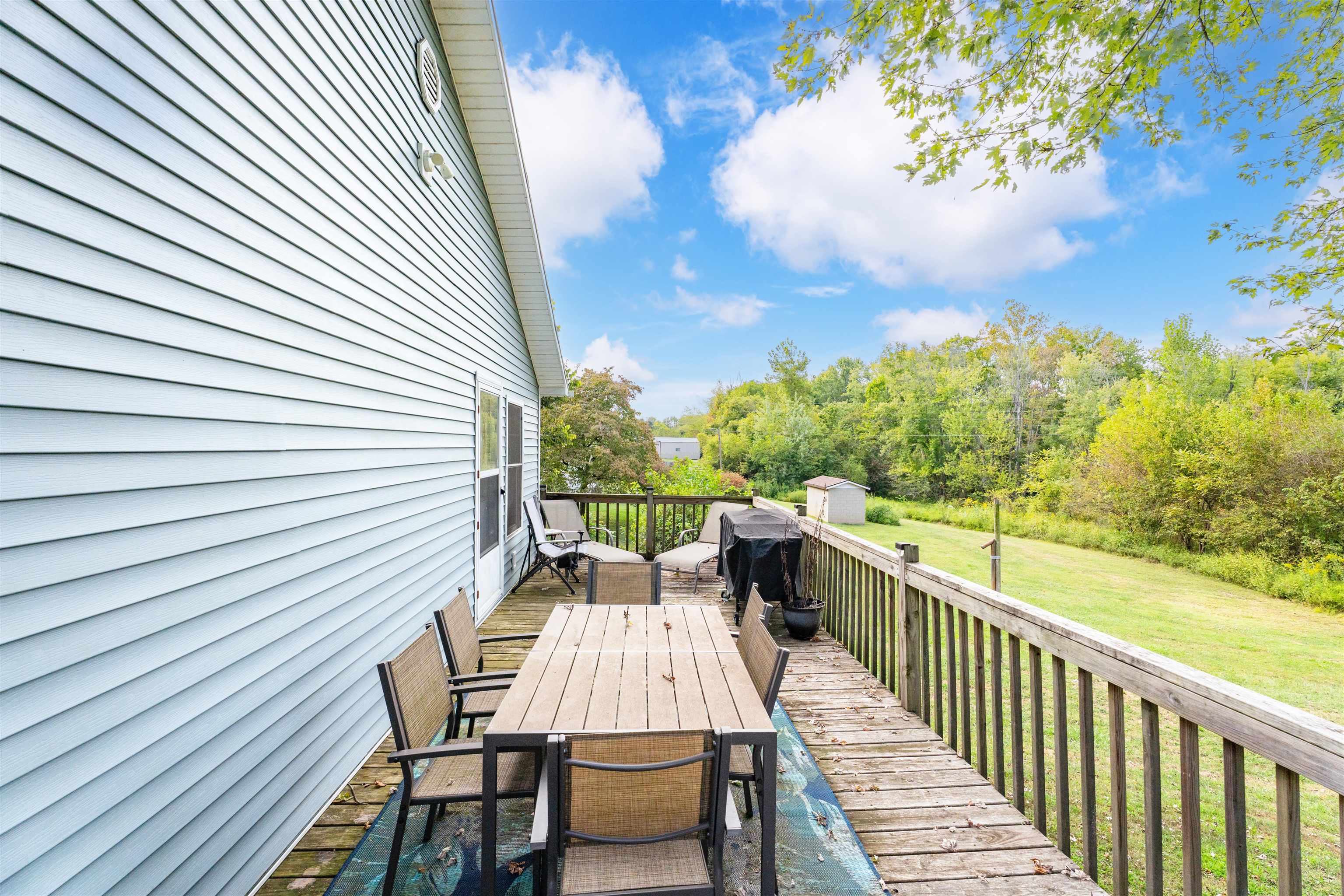 305 Harrison St., Hawesville, Kentucky 42348, 2 Bedrooms Bedrooms, ,1 BathroomBathrooms,Single Family Residence,For Sale,Harrison St.,93861