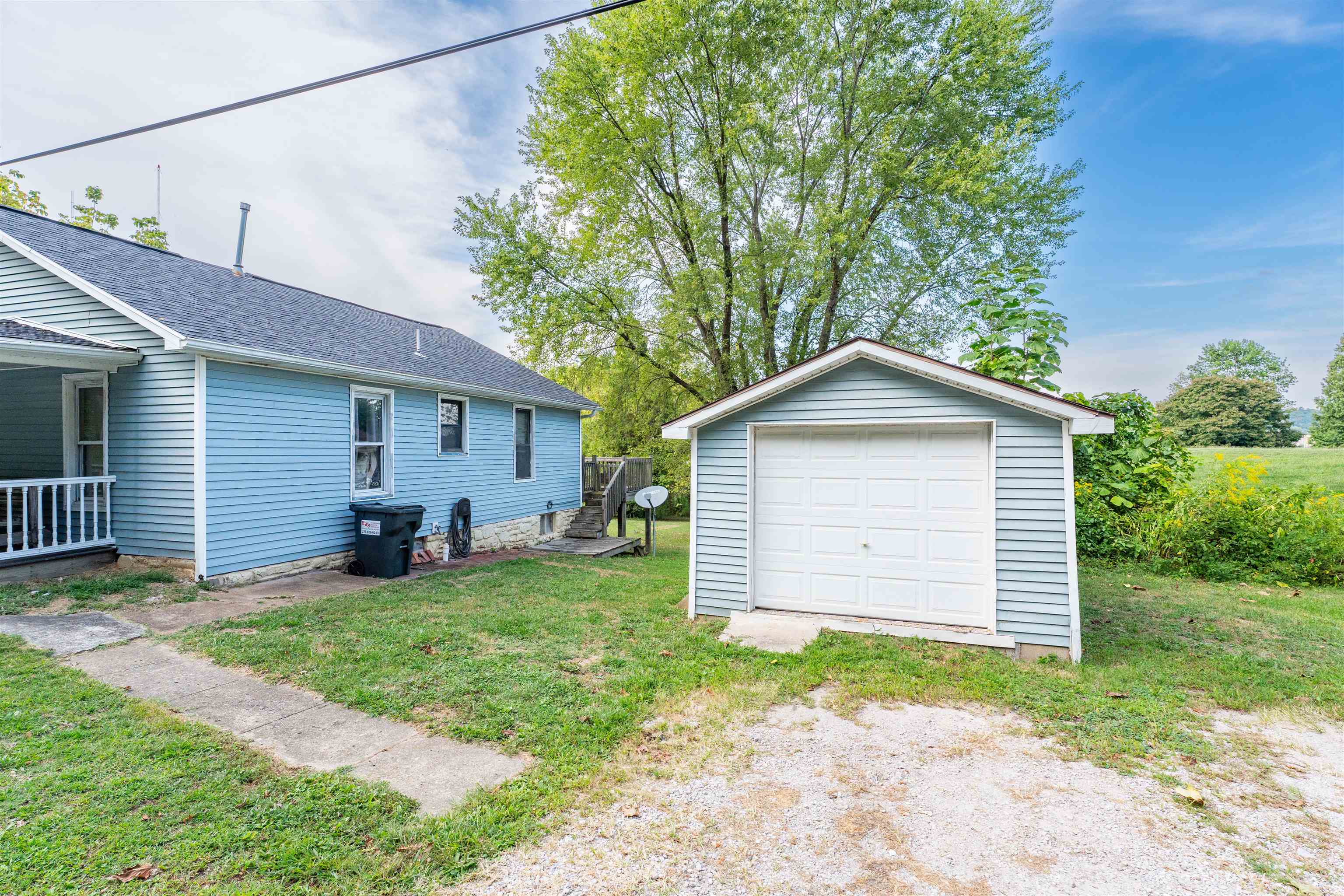 305 Harrison St., Hawesville, Kentucky 42348, 2 Bedrooms Bedrooms, ,1 BathroomBathrooms,Single Family Residence,For Sale,Harrison St.,93861