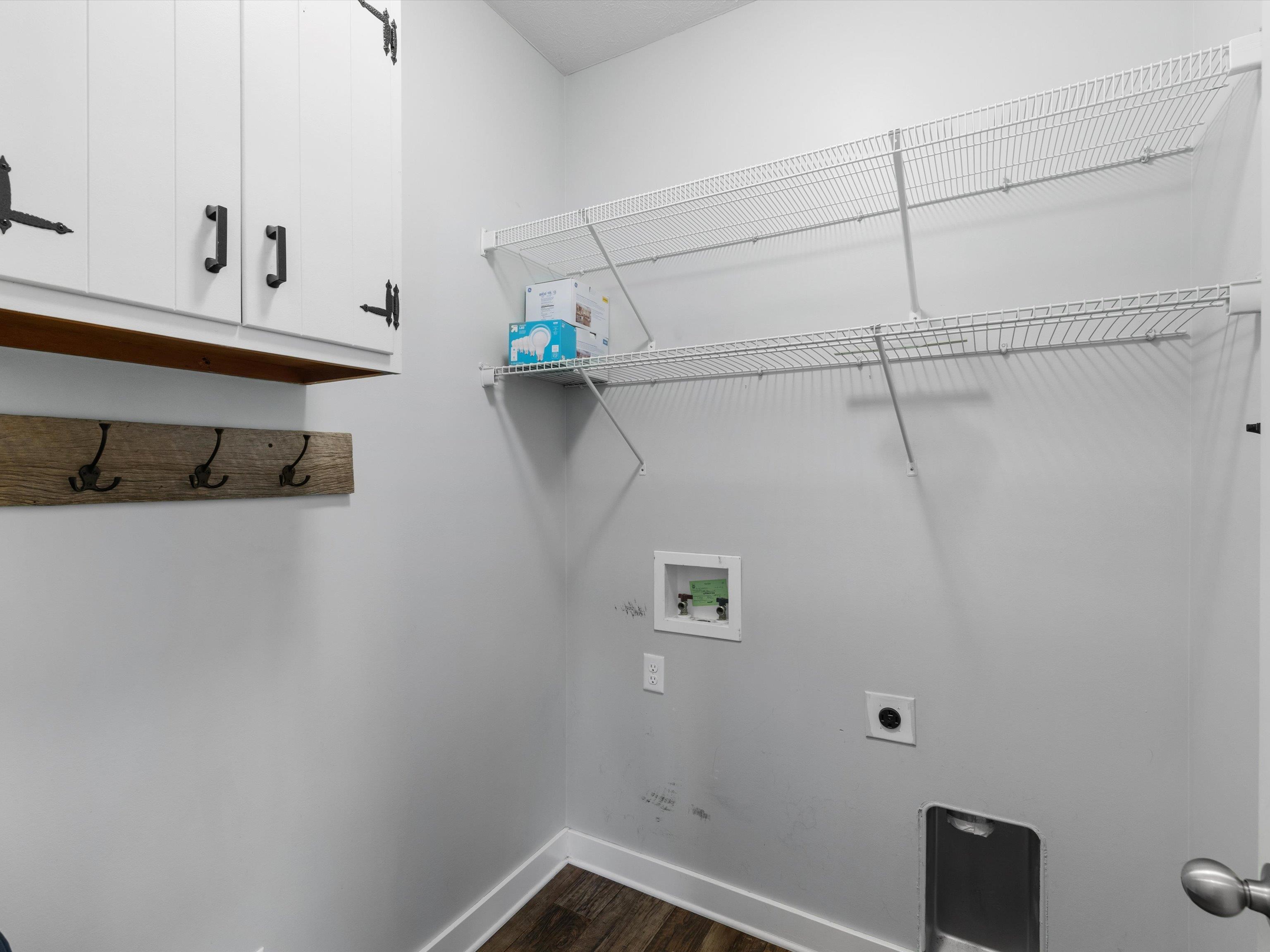 6350 Valley Brook Trace, Utica, Kentucky 42376, 3 Bedrooms Bedrooms, ,2 BathroomsBathrooms,Single Family Residence,For Sale,Valley Brook Trace,93865