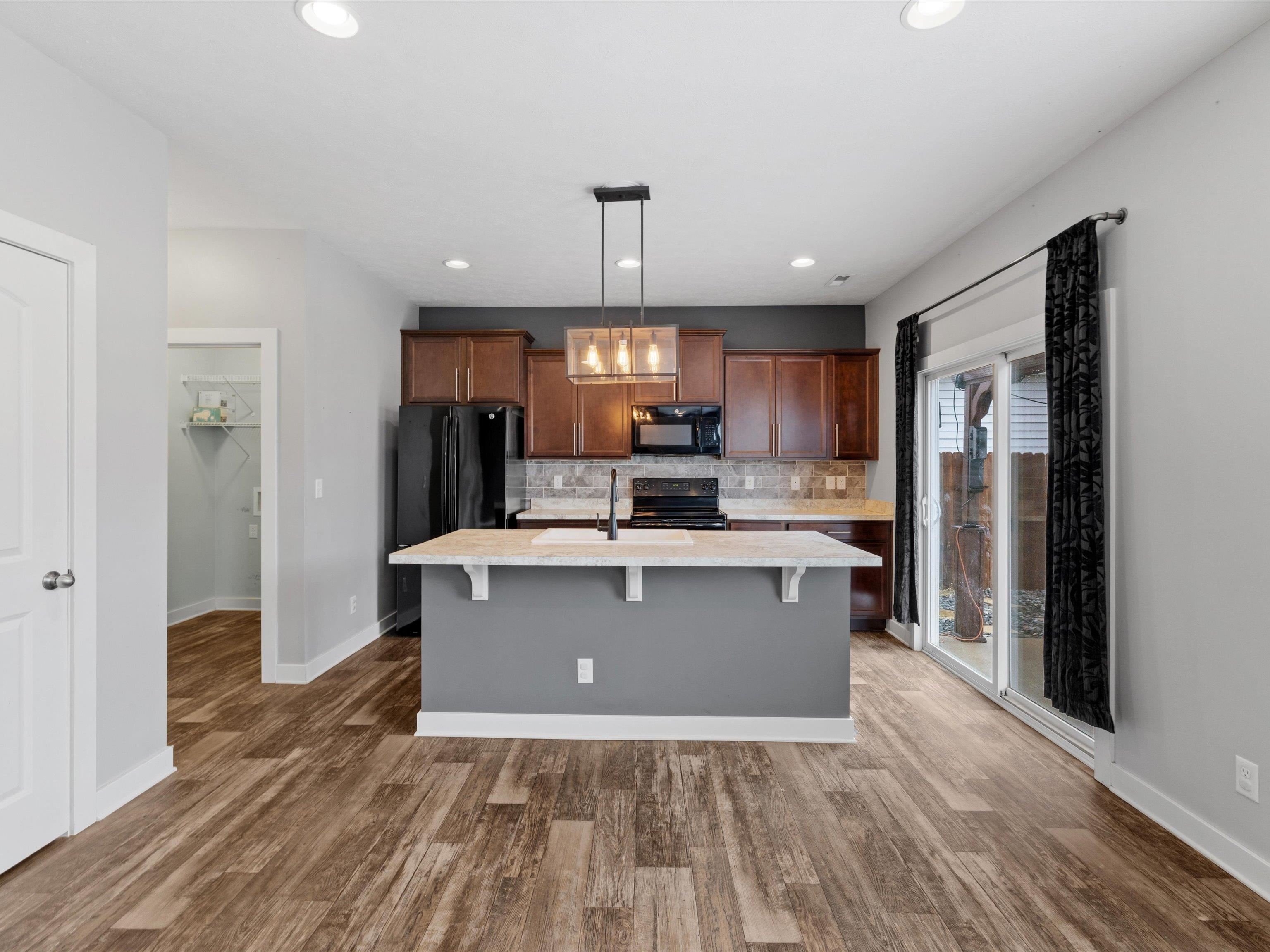 6350 Valley Brook Trace, Utica, Kentucky 42376, 3 Bedrooms Bedrooms, ,2 BathroomsBathrooms,Single Family Residence,For Sale,Valley Brook Trace,93865