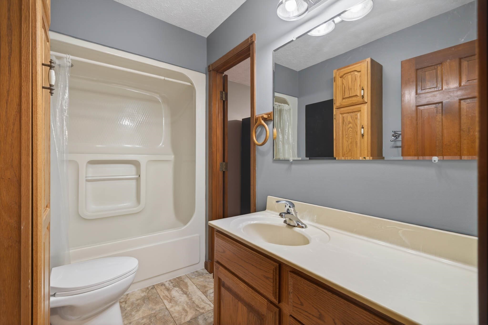 7538 Sunnydale Rd, Fordsville, Kentucky 42347, 3 Bedrooms Bedrooms, ,2 BathroomsBathrooms,Single Family Residence,For Sale,Sunnydale Rd,93873