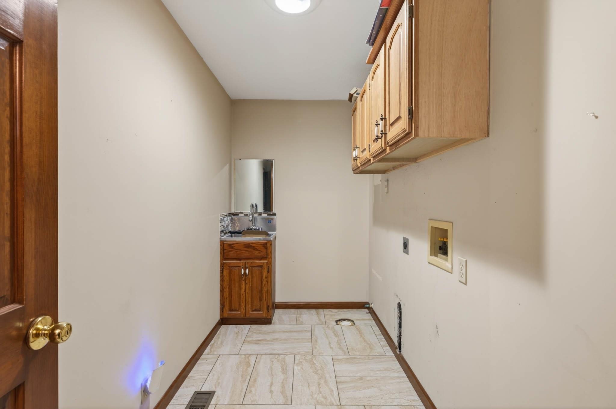 7538 Sunnydale Rd, Fordsville, Kentucky 42347, 3 Bedrooms Bedrooms, ,2 BathroomsBathrooms,Single Family Residence,For Sale,Sunnydale Rd,93873