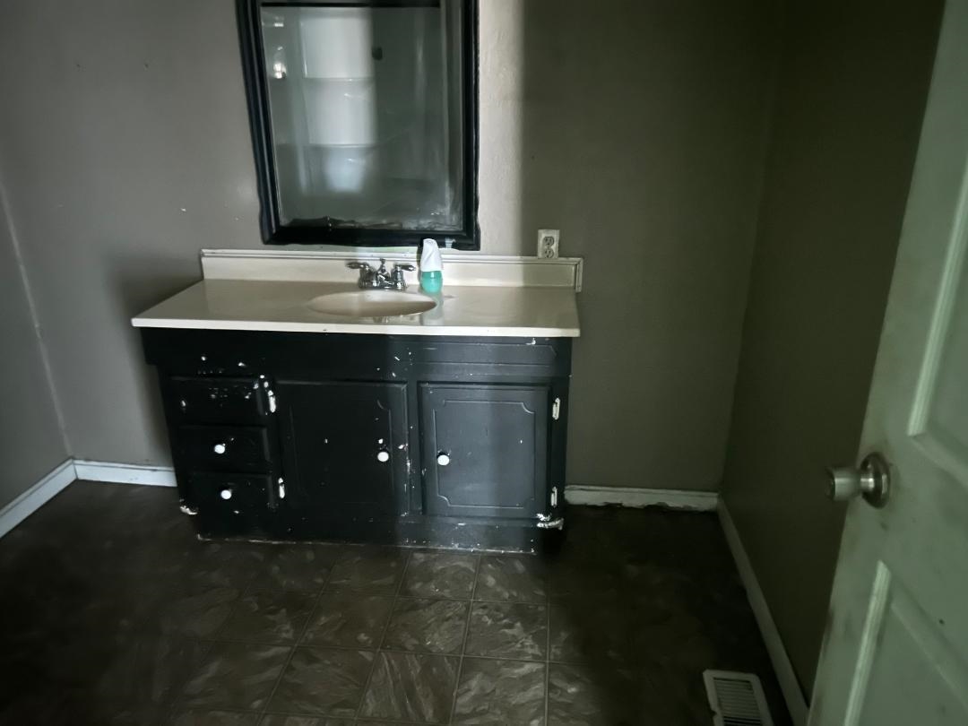 8398 State Route 351, Henderson, Kentucky 42420, 3 Bedrooms Bedrooms, ,2 BathroomsBathrooms,Single Family Residence,For Sale,State Route 351,93877