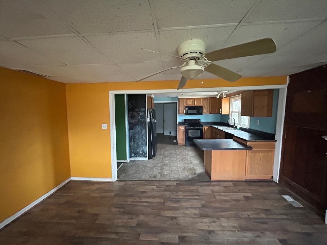 8398 State Route 351, Henderson, Kentucky 42420, 3 Bedrooms Bedrooms, ,2 BathroomsBathrooms,Single Family Residence,For Sale,State Route 351,93877