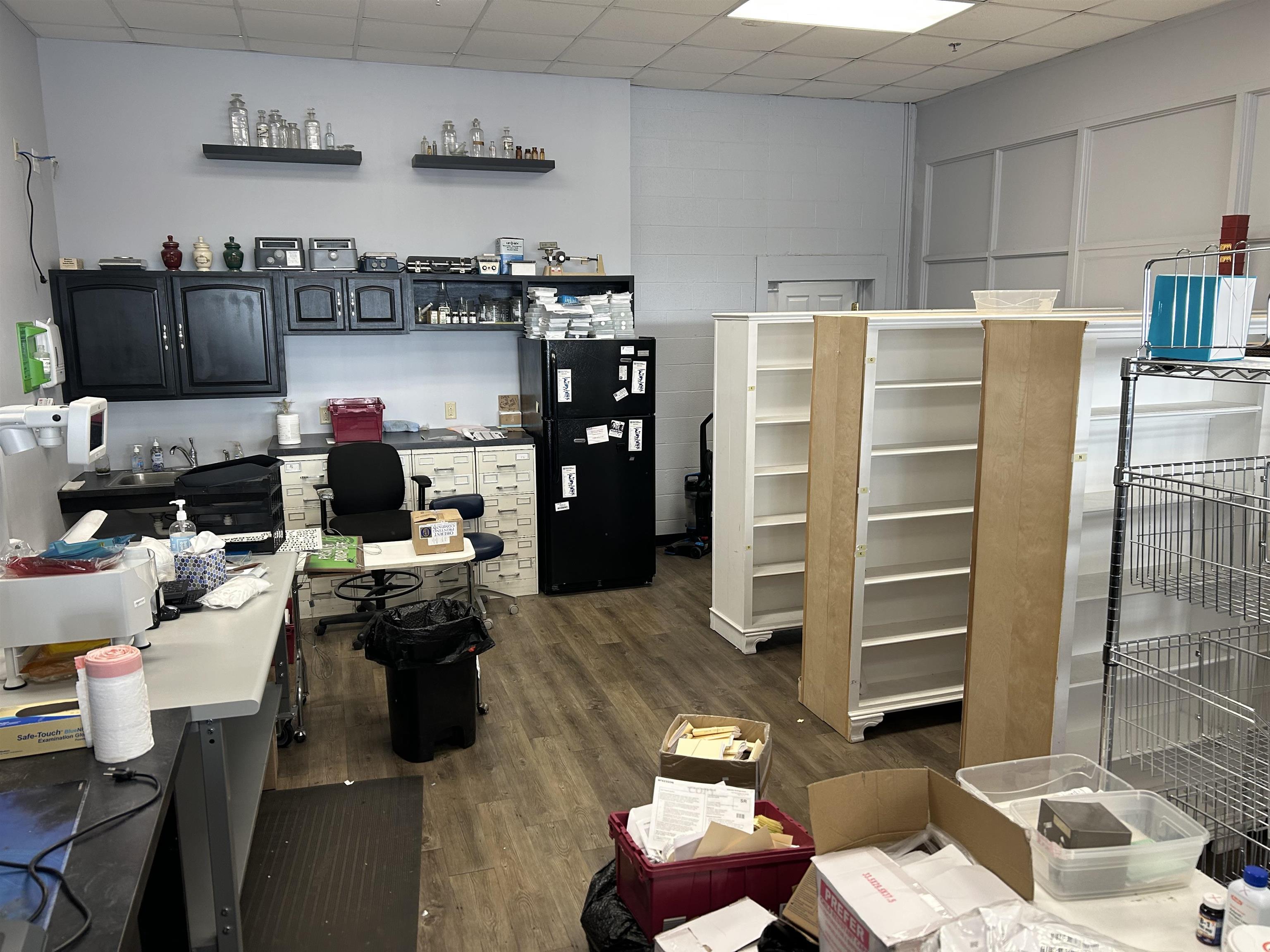 2845 Parrish Avenue, Owensboro, Kentucky 42301, ,Retail,For Sale,Parrish Avenue,93878