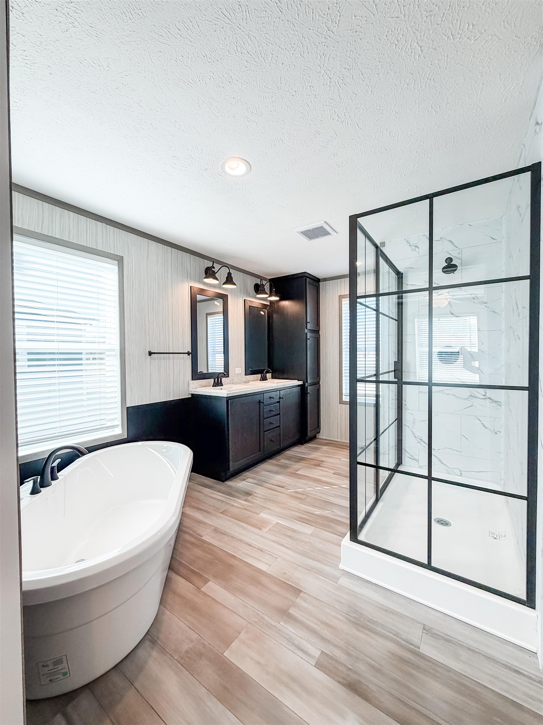 5110 Sturbridge Pl, Owensboro, Kentucky 42303, 3 Bedrooms Bedrooms, ,2 BathroomsBathrooms,Manufactured Home,For Sale,Sturbridge Pl,93886