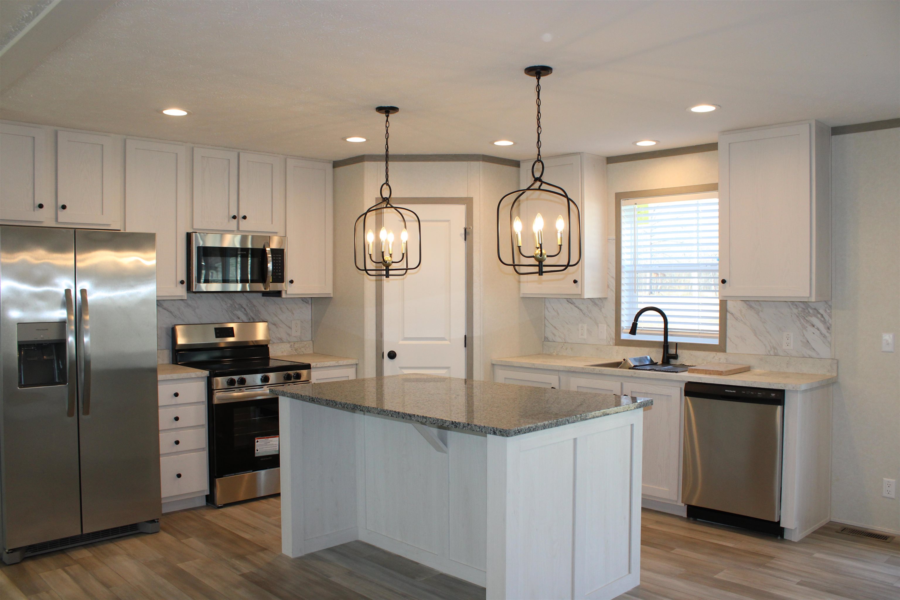 5110 Sturbridge Pl, Owensboro, Kentucky 42303, 3 Bedrooms Bedrooms, ,2 BathroomsBathrooms,Manufactured Home,For Sale,Sturbridge Pl,93886