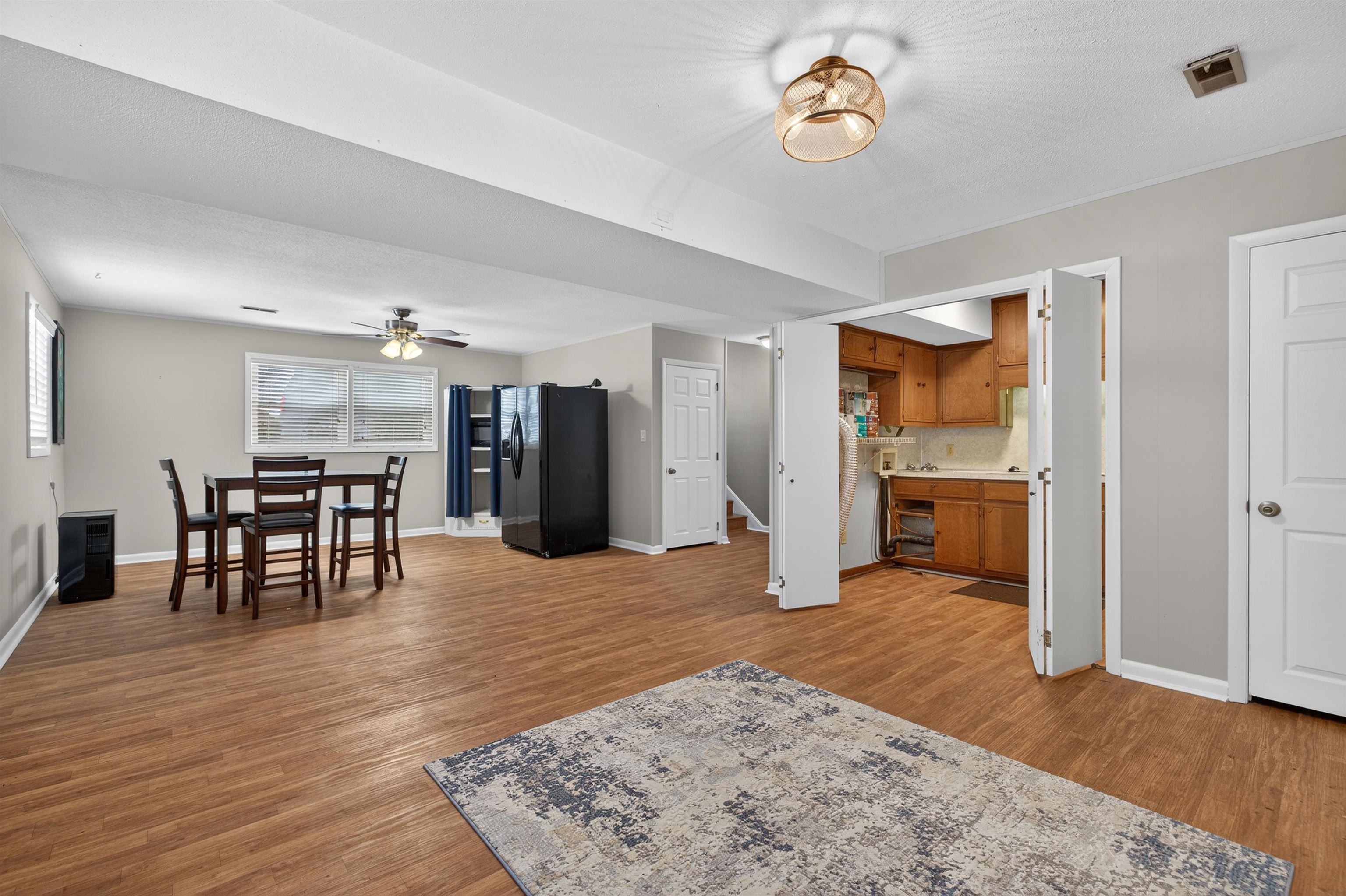 2323 Stratford, Owensboro, Kentucky 42301, 5 Bedrooms Bedrooms, ,2 BathroomsBathrooms,Single Family Residence,For Sale,Stratford,93890