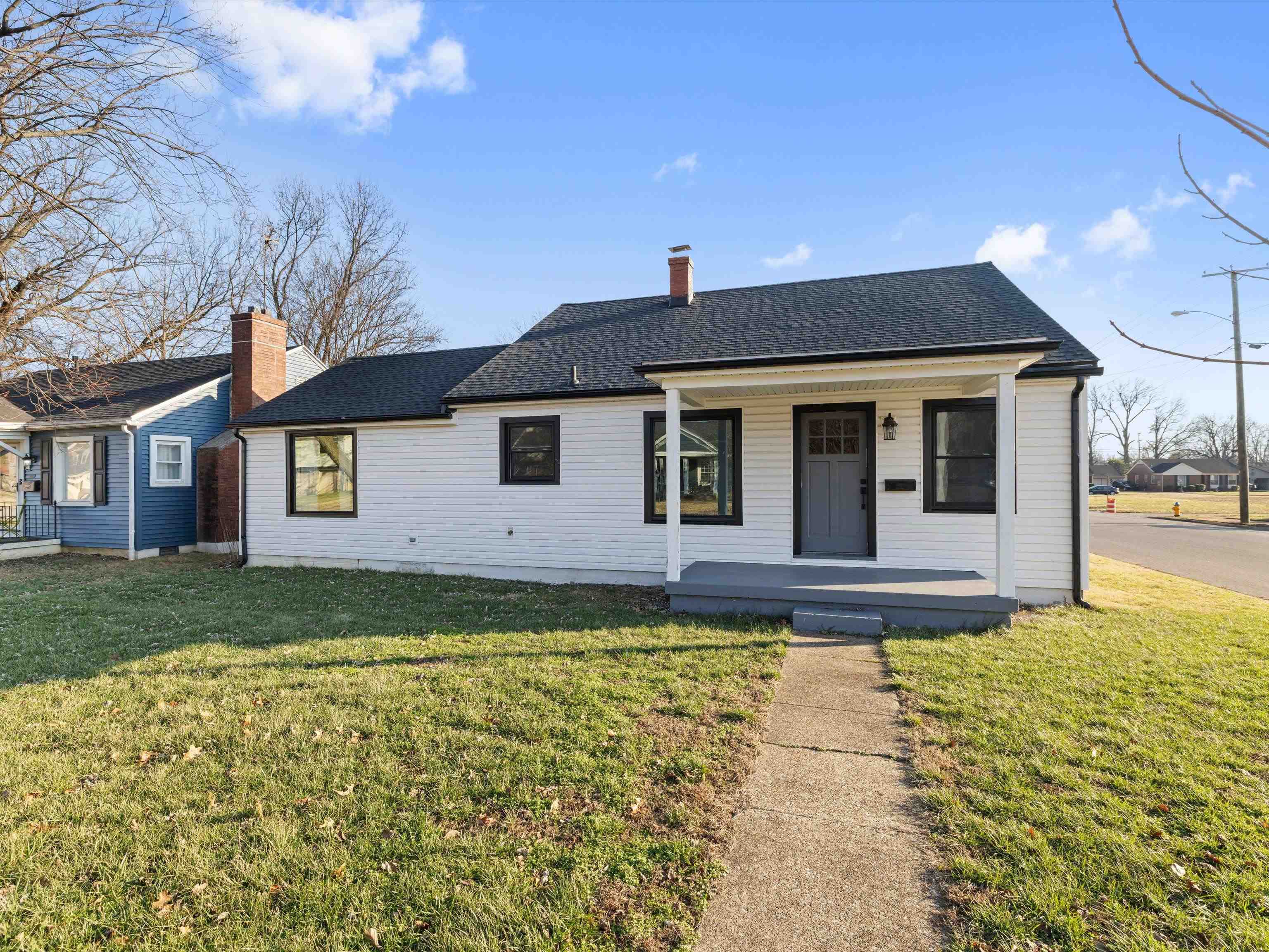 914 Maple Ave, Owensboro, Kentucky 42301, 2 Bedrooms Bedrooms, ,1 BathroomBathrooms,Single Family Residence,For Sale,Maple Ave,93891