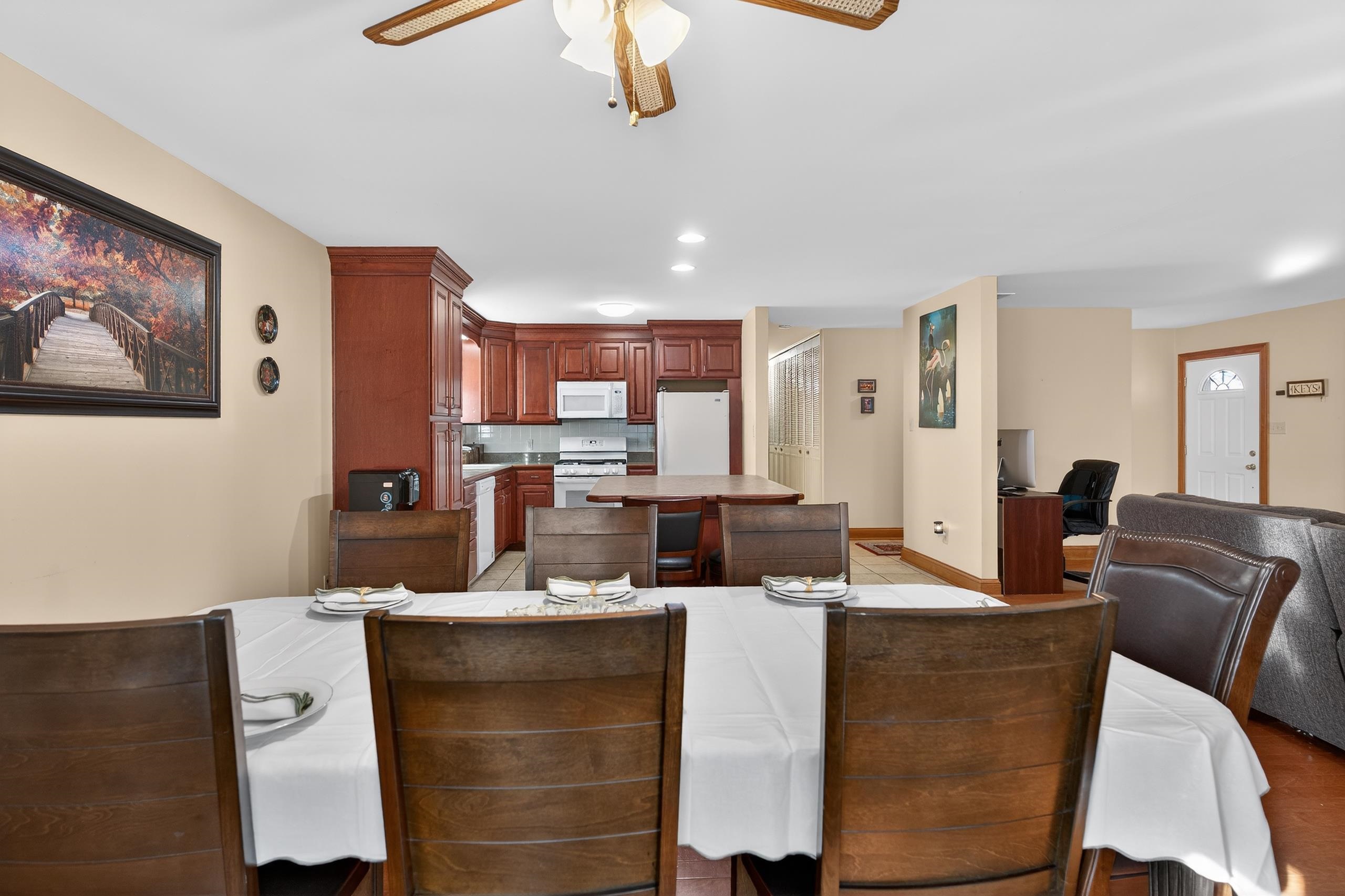 2303 Chateaugay Loop, Owensboro, Kentucky 42301, 3 Bedrooms Bedrooms, ,2 BathroomsBathrooms,Single Family Residence,For Sale,Chateaugay Loop,93892