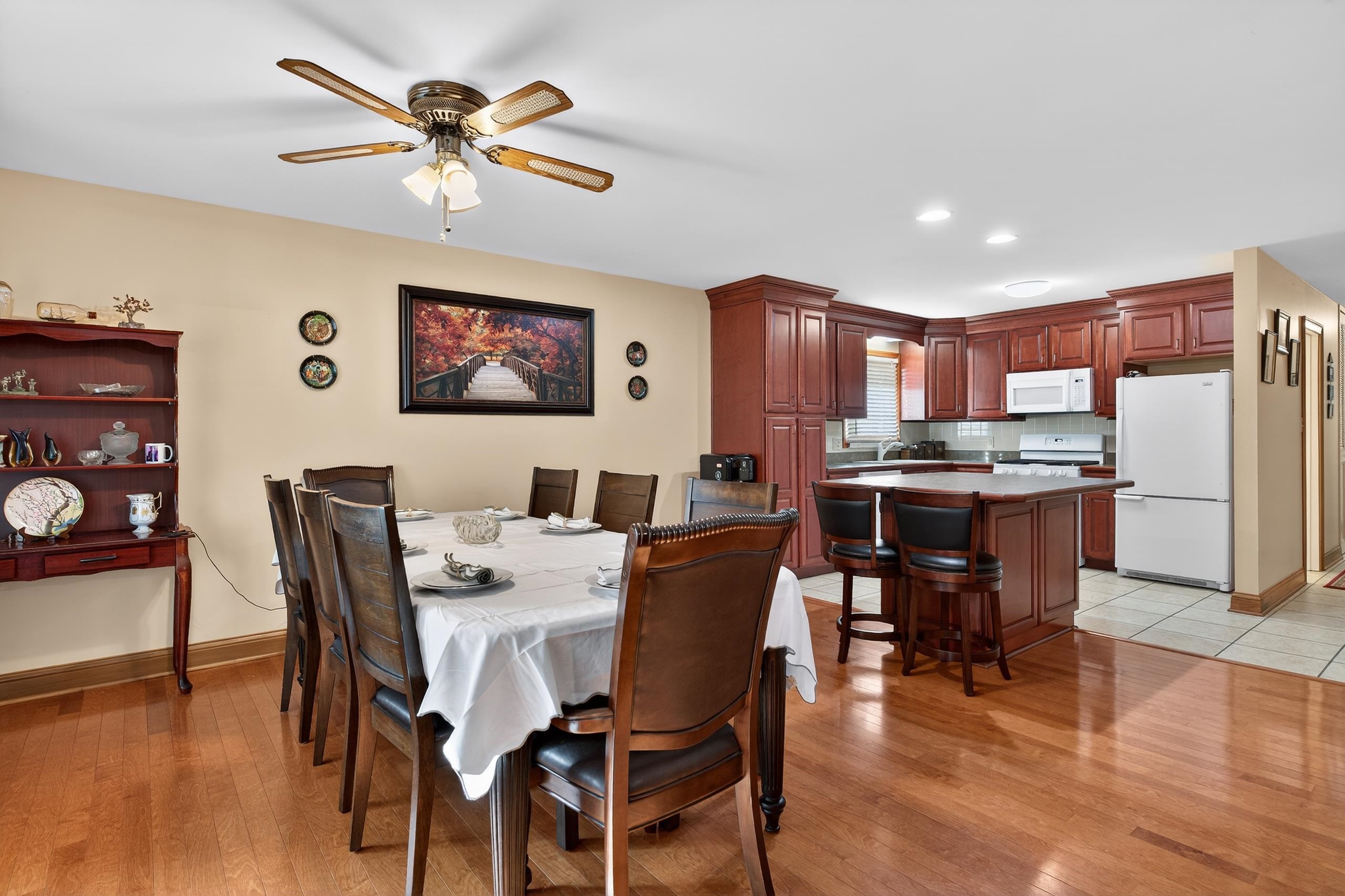 2303 Chateaugay Loop, Owensboro, Kentucky 42301, 3 Bedrooms Bedrooms, ,2 BathroomsBathrooms,Single Family Residence,For Sale,Chateaugay Loop,93892