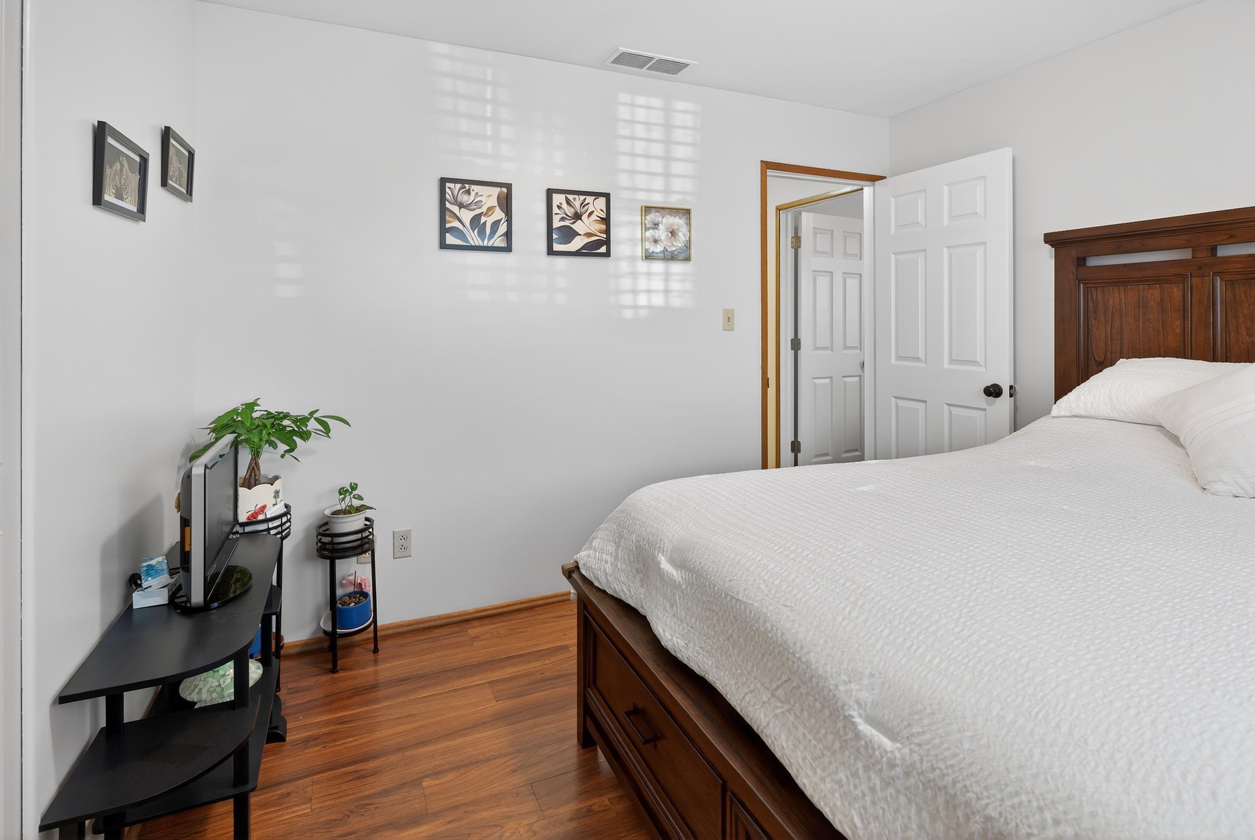 2303 Chateaugay Loop, Owensboro, Kentucky 42301, 3 Bedrooms Bedrooms, ,2 BathroomsBathrooms,Single Family Residence,For Sale,Chateaugay Loop,93892