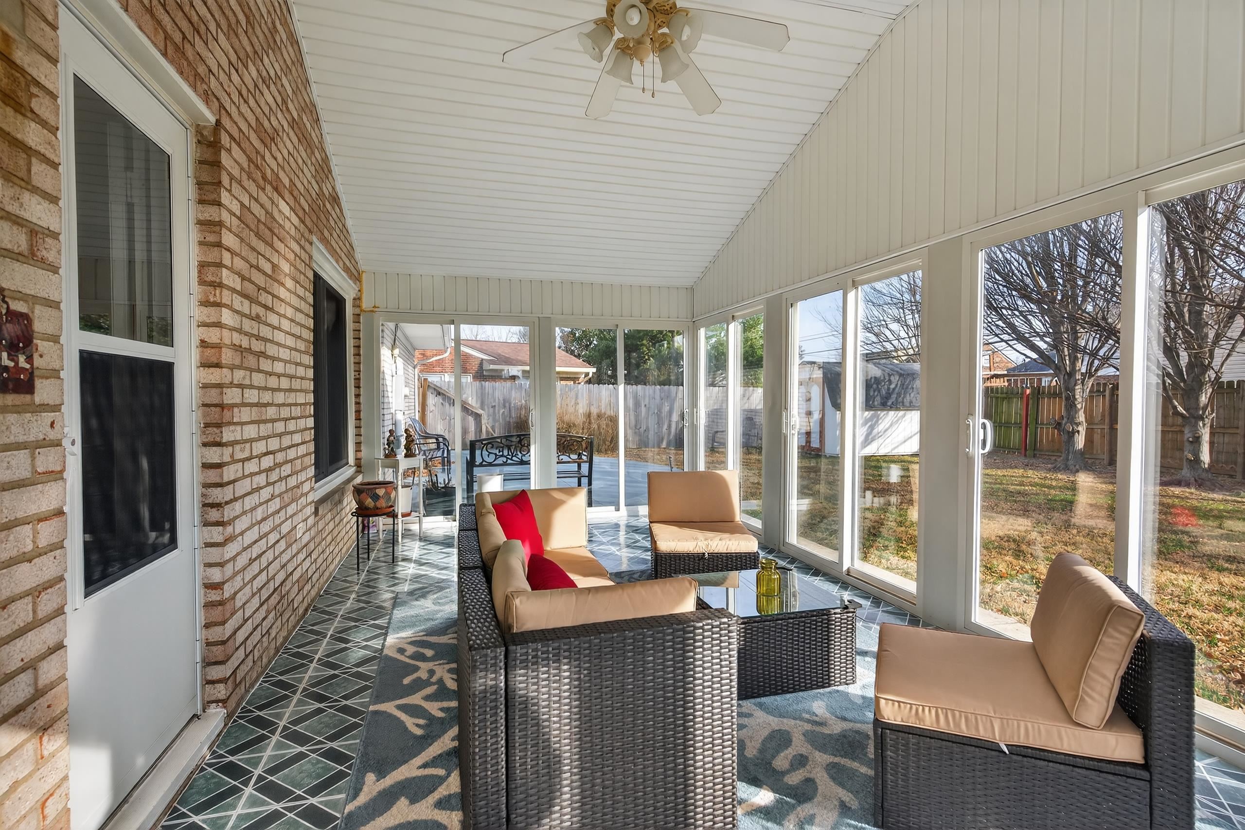 2303 Chateaugay Loop, Owensboro, Kentucky 42301, 3 Bedrooms Bedrooms, ,2 BathroomsBathrooms,Single Family Residence,For Sale,Chateaugay Loop,93892