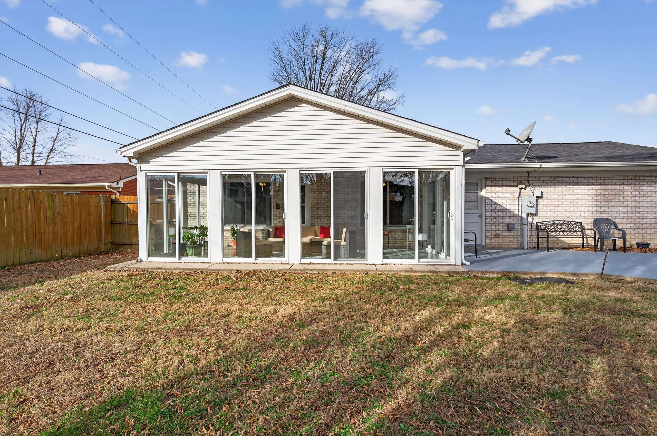 2303 Chateaugay Loop, Owensboro, Kentucky 42301, 3 Bedrooms Bedrooms, ,2 BathroomsBathrooms,Single Family Residence,For Sale,Chateaugay Loop,93892