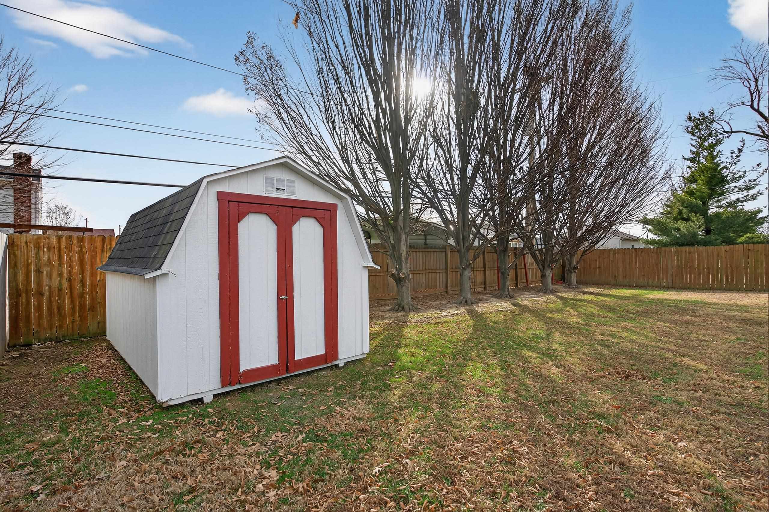 2303 Chateaugay Loop, Owensboro, Kentucky 42301, 3 Bedrooms Bedrooms, ,2 BathroomsBathrooms,Single Family Residence,For Sale,Chateaugay Loop,93892