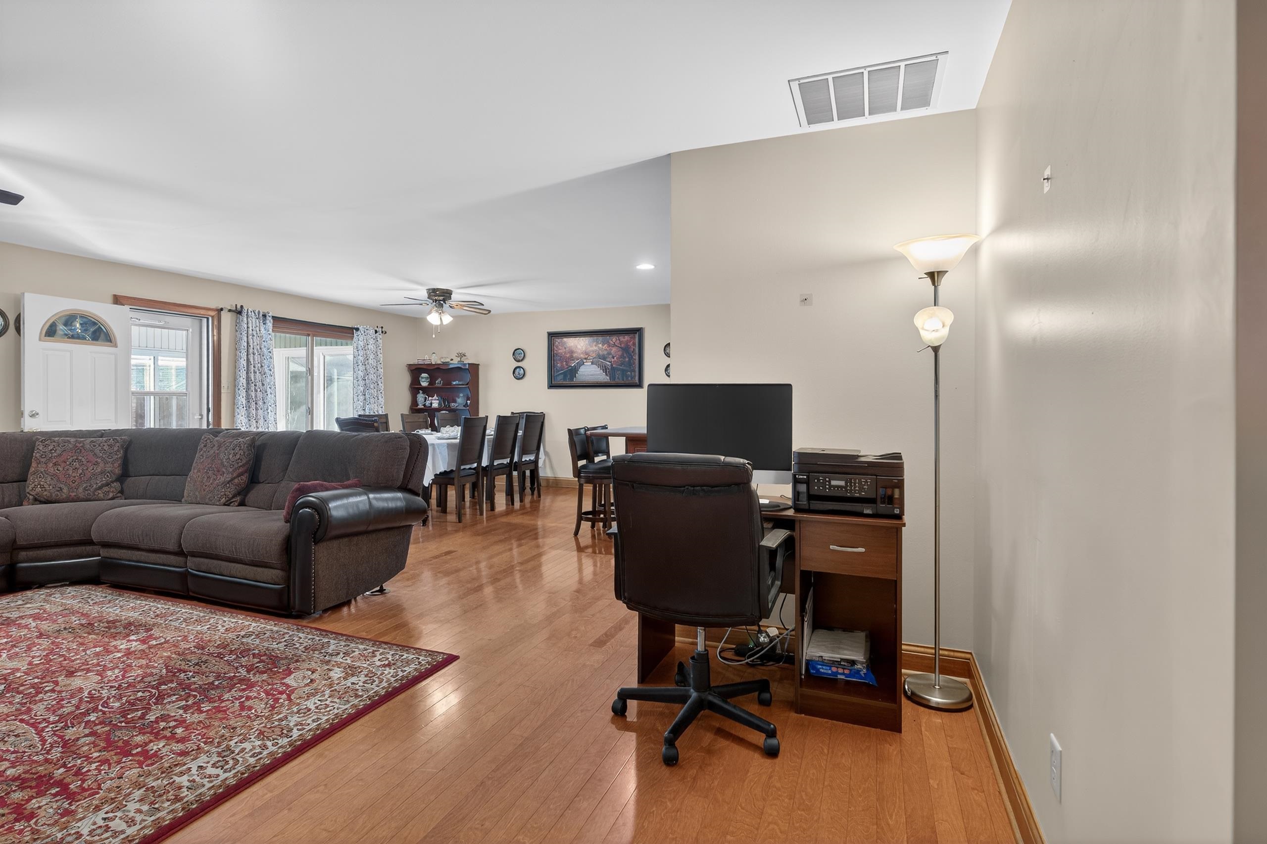 2303 Chateaugay Loop, Owensboro, Kentucky 42301, 3 Bedrooms Bedrooms, ,2 BathroomsBathrooms,Single Family Residence,For Sale,Chateaugay Loop,93892