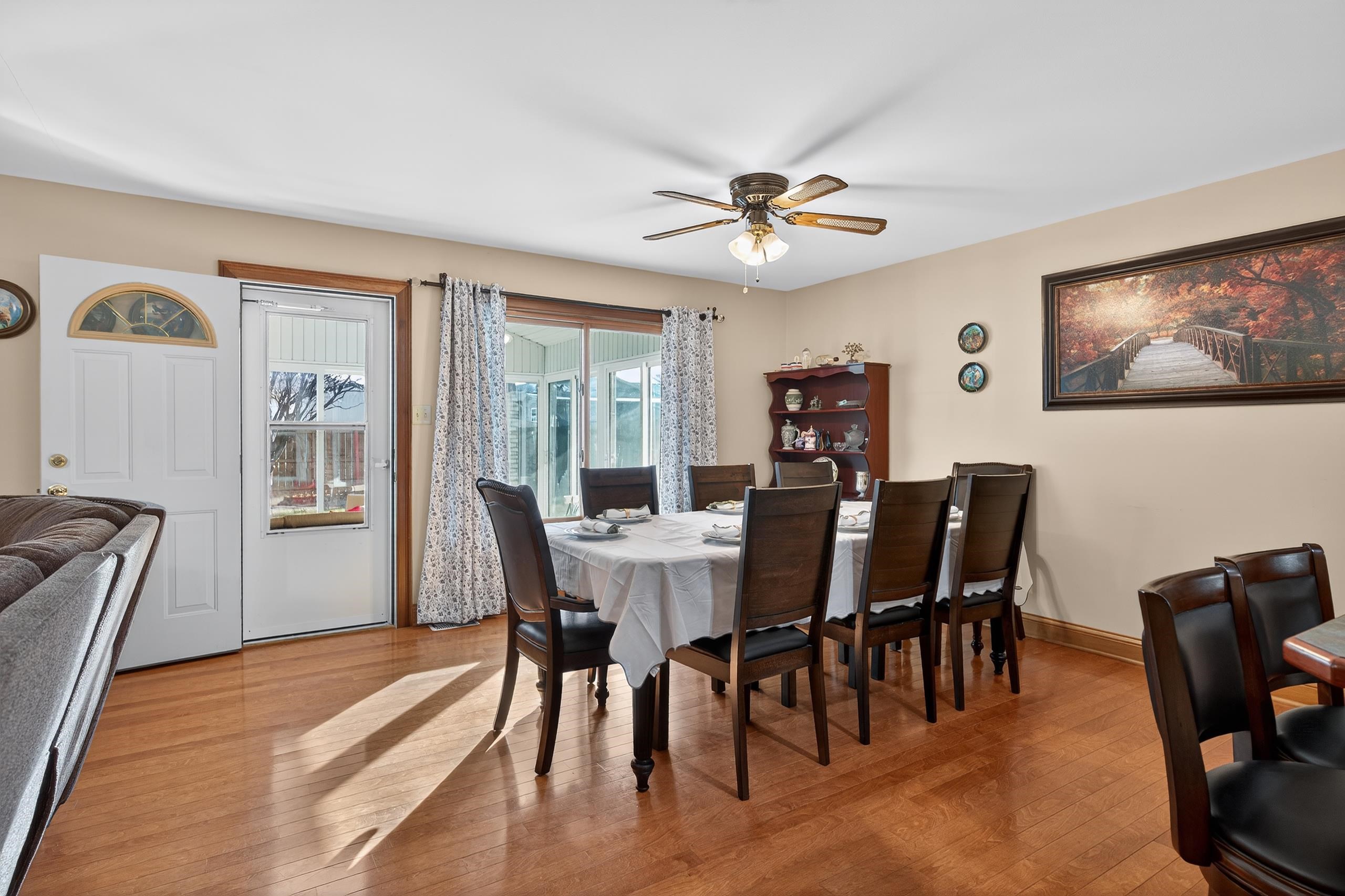 2303 Chateaugay Loop, Owensboro, Kentucky 42301, 3 Bedrooms Bedrooms, ,2 BathroomsBathrooms,Single Family Residence,For Sale,Chateaugay Loop,93892