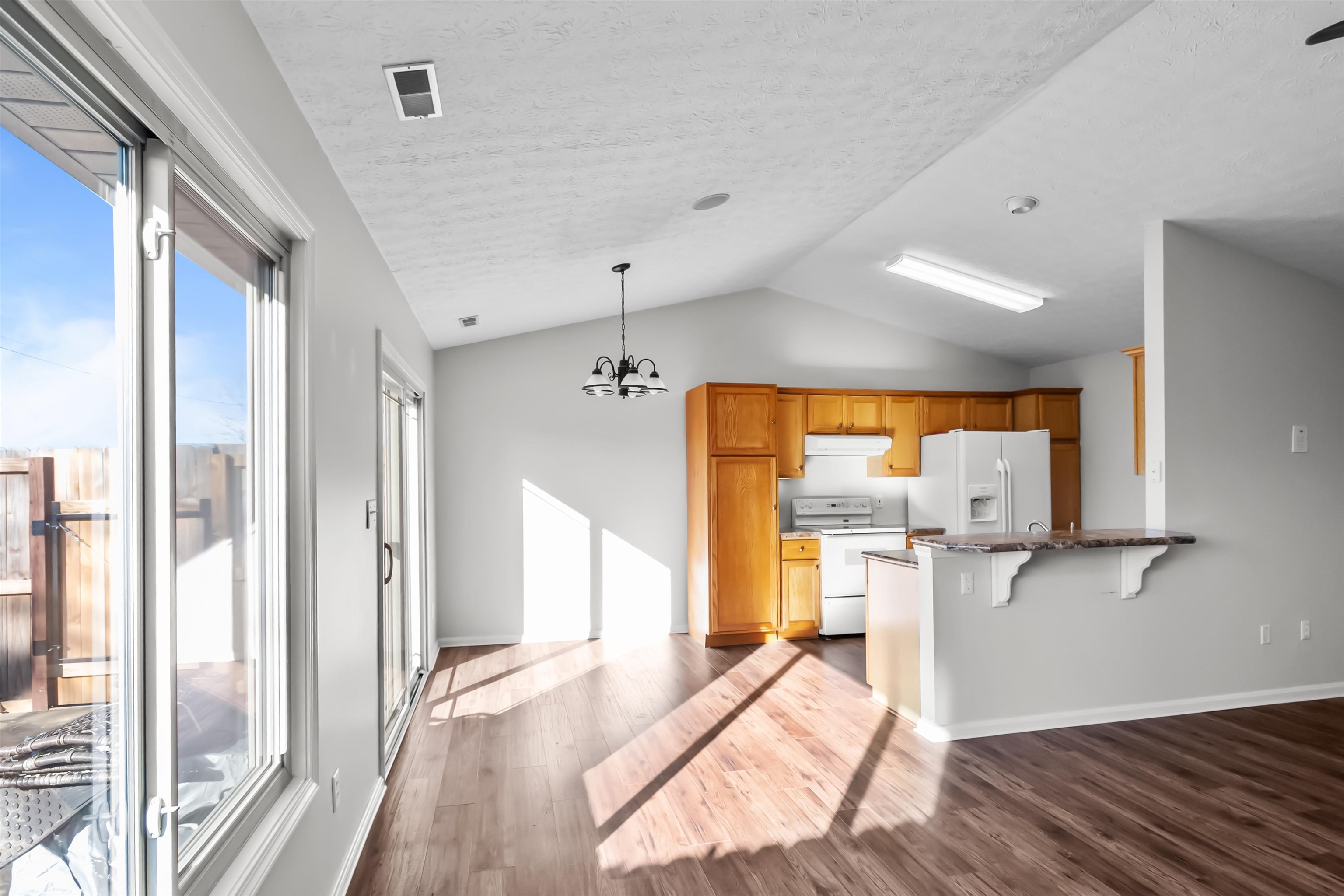 3124 Harness Loop, Owensboro, Kentucky 42303, 3 Bedrooms Bedrooms, ,2 BathroomsBathrooms,Single Family Residence,For Sale,Harness Loop,93895