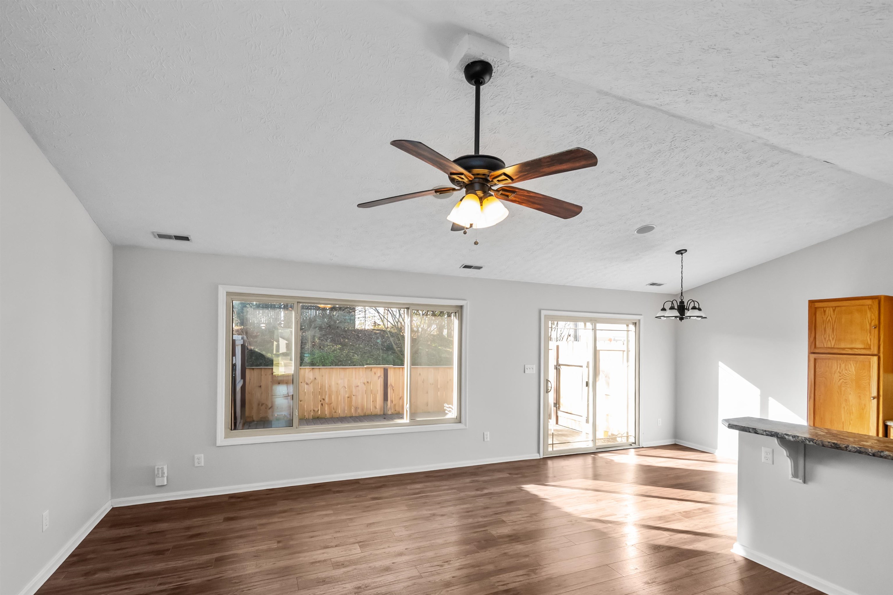 3124 Harness Loop, Owensboro, Kentucky 42303, 3 Bedrooms Bedrooms, ,2 BathroomsBathrooms,Single Family Residence,For Sale,Harness Loop,93895