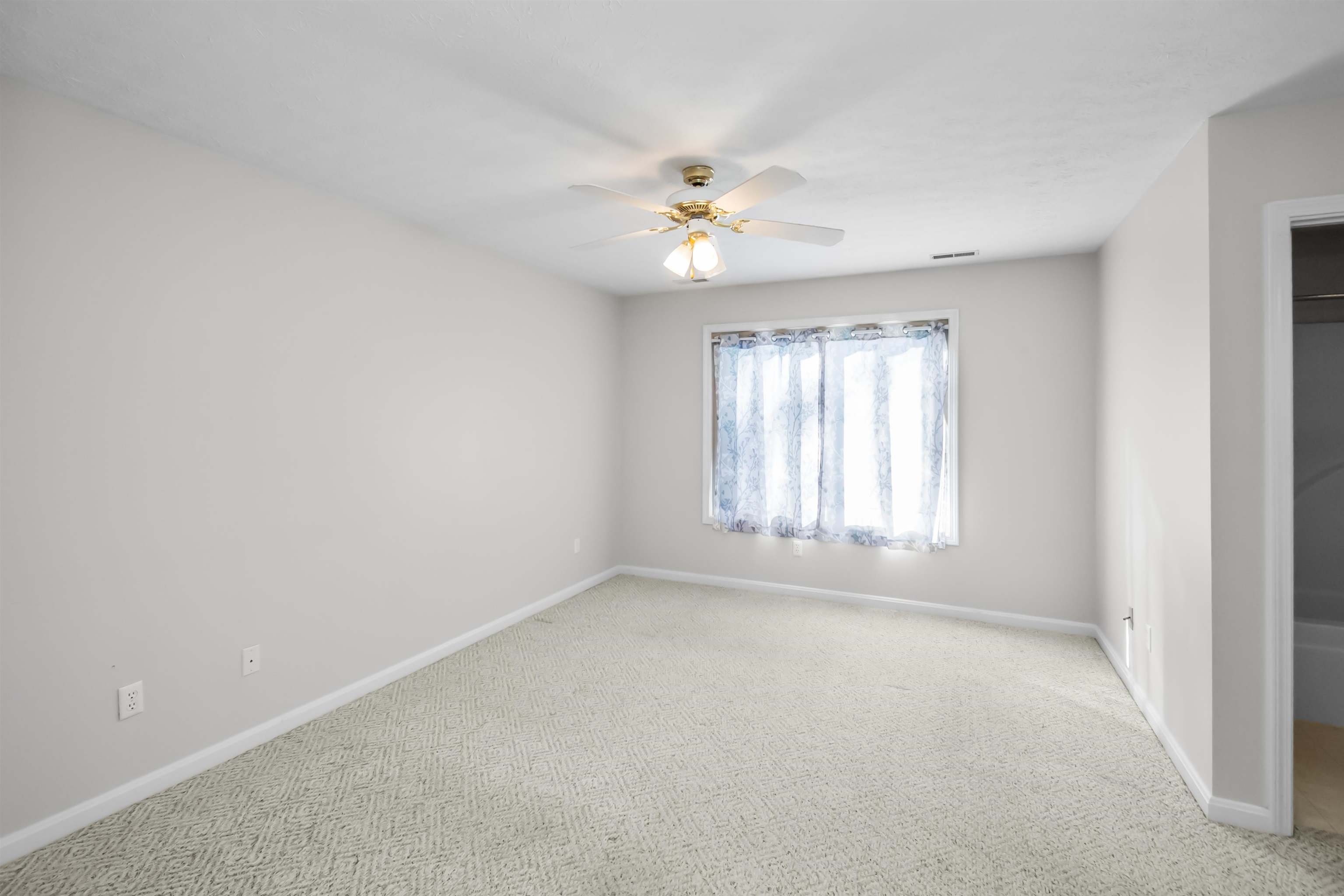 3124 Harness Loop, Owensboro, Kentucky 42303, 3 Bedrooms Bedrooms, ,2 BathroomsBathrooms,Single Family Residence,For Sale,Harness Loop,93895