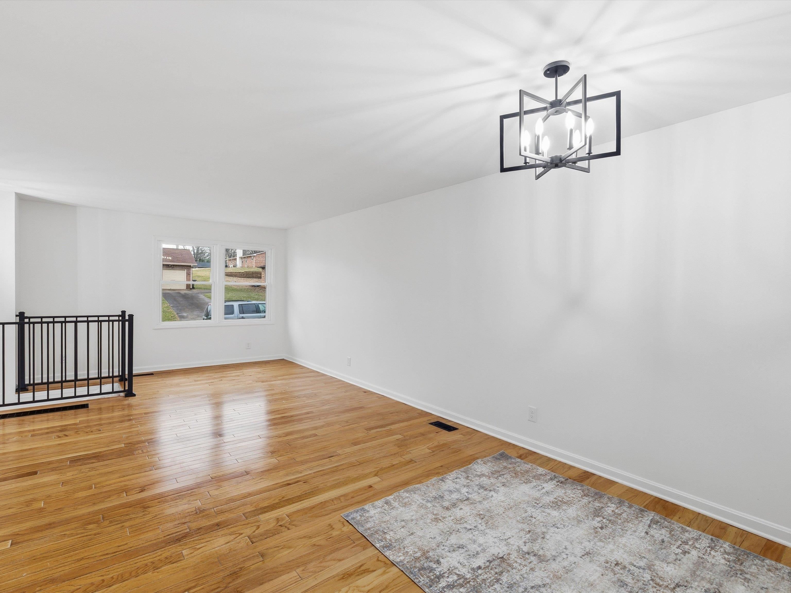 995 Ernest Lane, Henderson, Kentucky 42420, 3 Bedrooms Bedrooms, ,3 BathroomsBathrooms,Single Family Residence,For Sale,Ernest Lane,93896