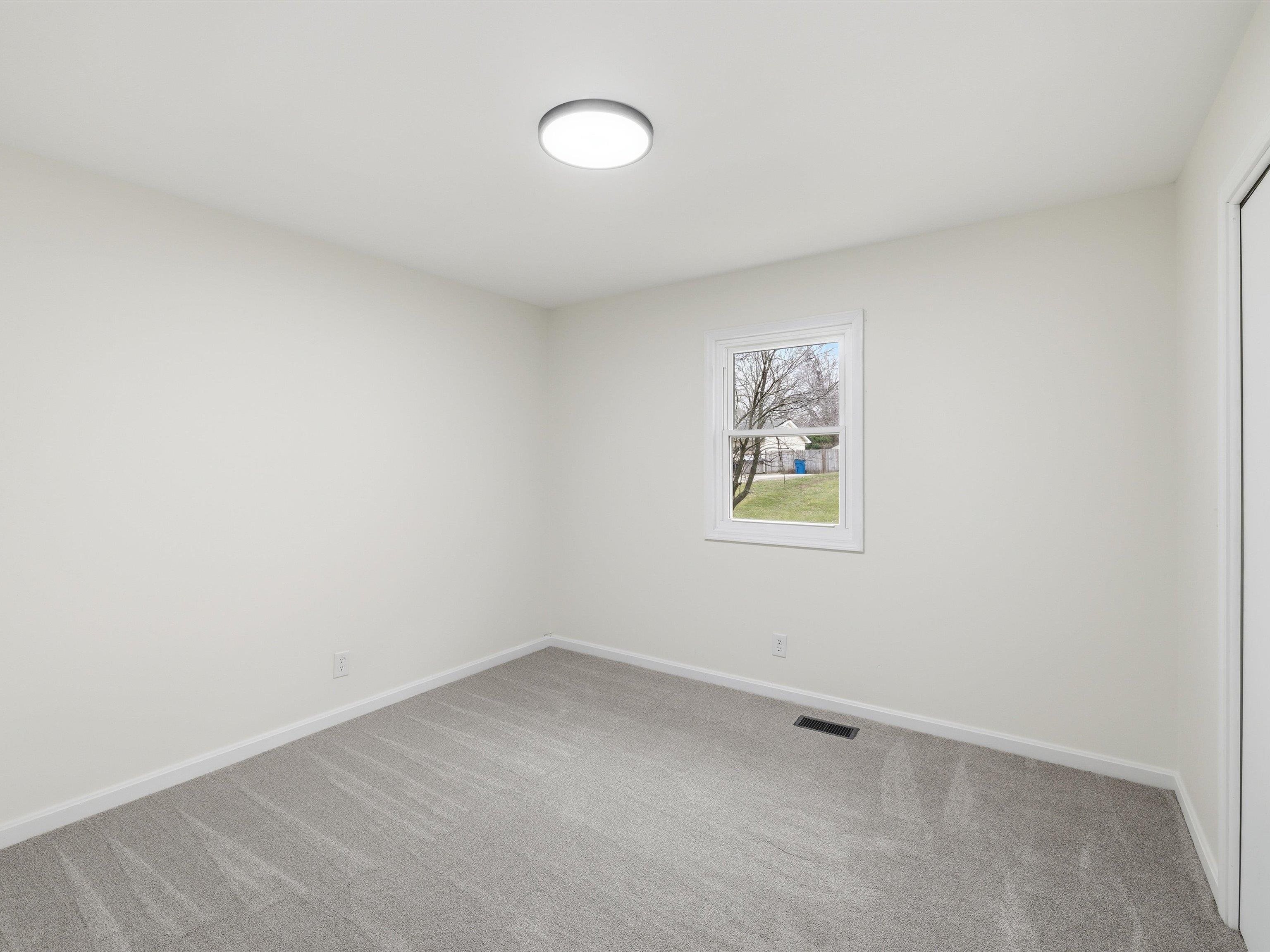 995 Ernest Lane, Henderson, Kentucky 42420, 3 Bedrooms Bedrooms, ,3 BathroomsBathrooms,Single Family Residence,For Sale,Ernest Lane,93896