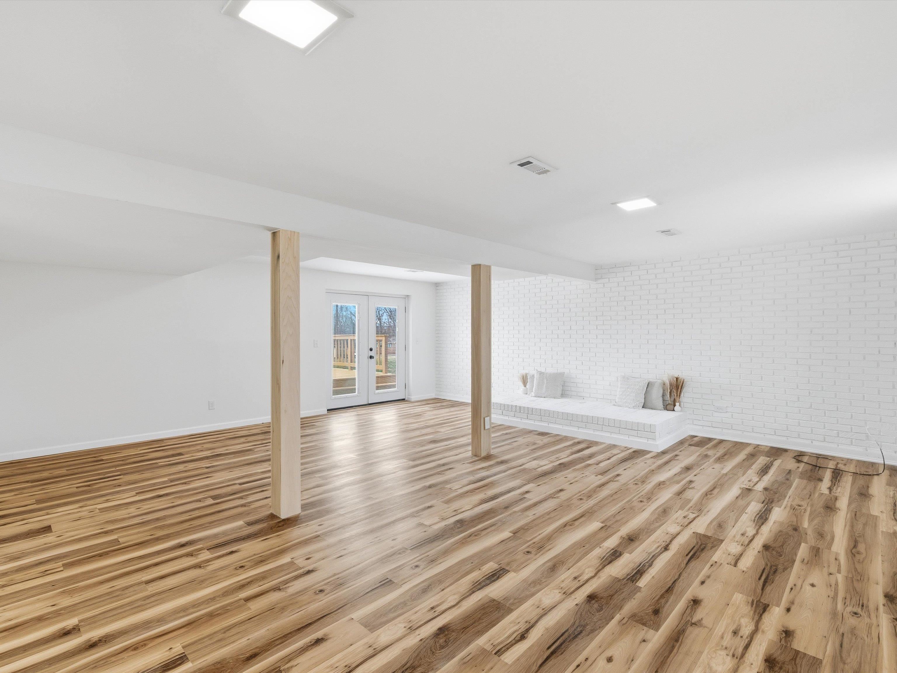 995 Ernest Lane, Henderson, Kentucky 42420, 3 Bedrooms Bedrooms, ,3 BathroomsBathrooms,Single Family Residence,For Sale,Ernest Lane,93896