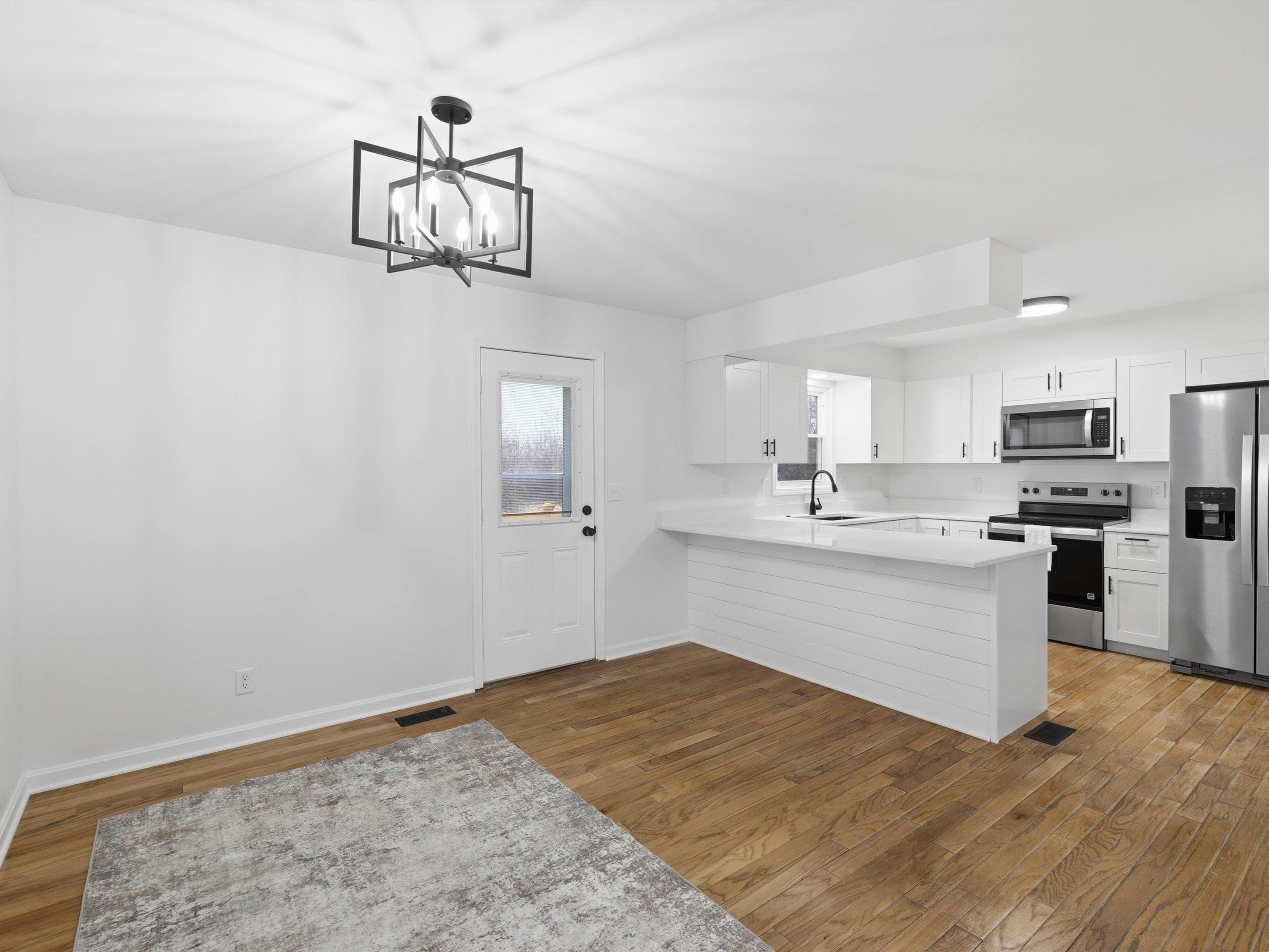 995 Ernest Lane, Henderson, Kentucky 42420, 3 Bedrooms Bedrooms, ,3 BathroomsBathrooms,Single Family Residence,For Sale,Ernest Lane,93896