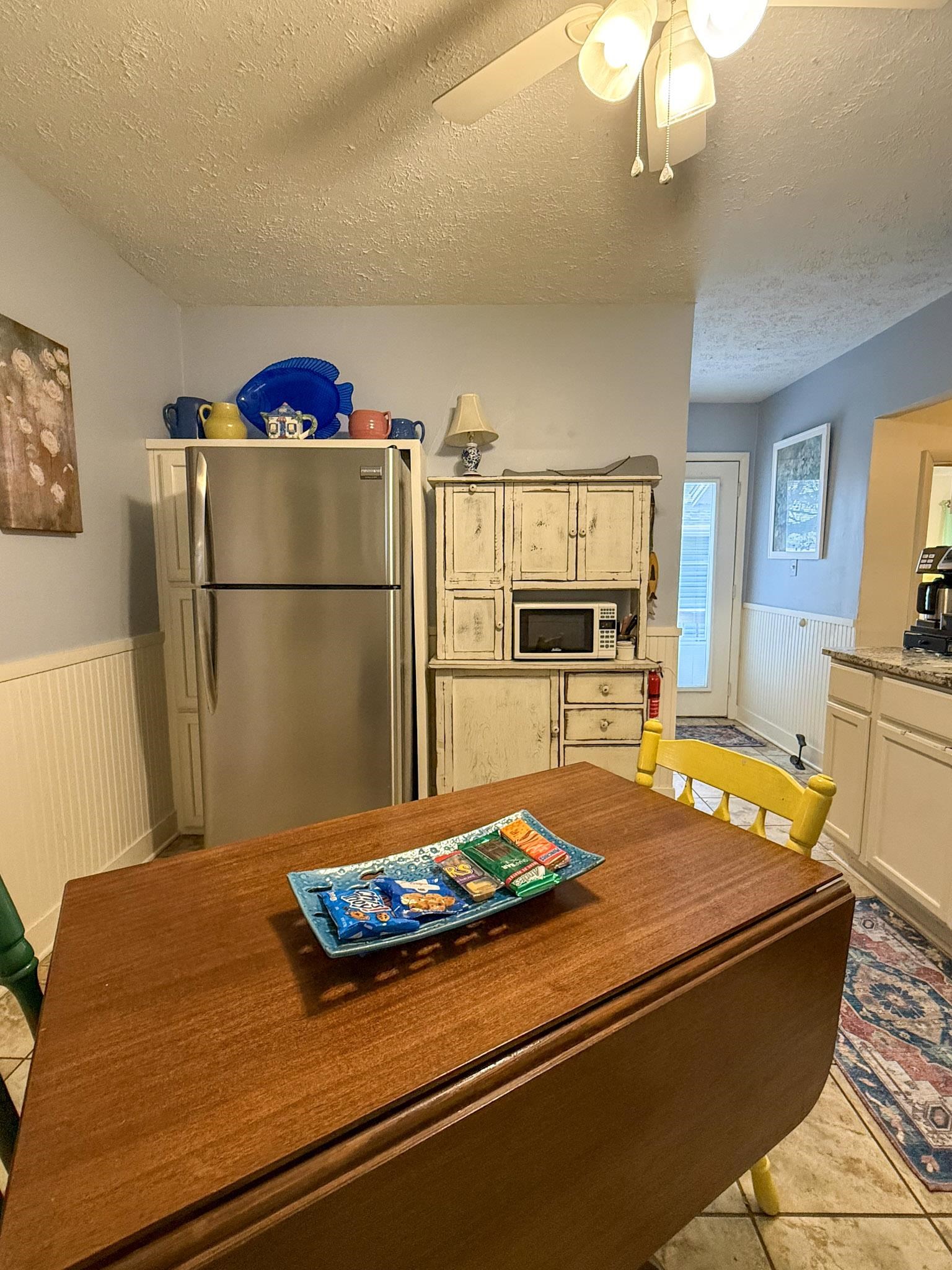 25 Maple Street, Owensboro, Kentucky 42301, 3 Bedrooms Bedrooms, ,2 BathroomsBathrooms,Single Family Residence,For Sale,Maple Street,93897