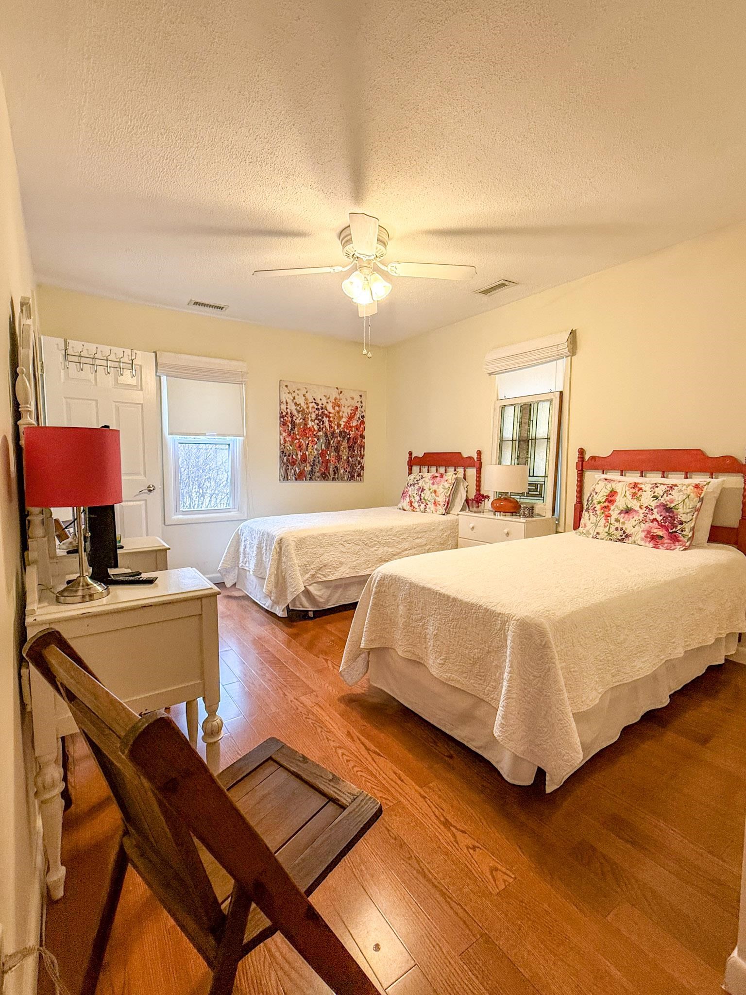 25 Maple Street, Owensboro, Kentucky 42301, 3 Bedrooms Bedrooms, ,2 BathroomsBathrooms,Single Family Residence,For Sale,Maple Street,93897