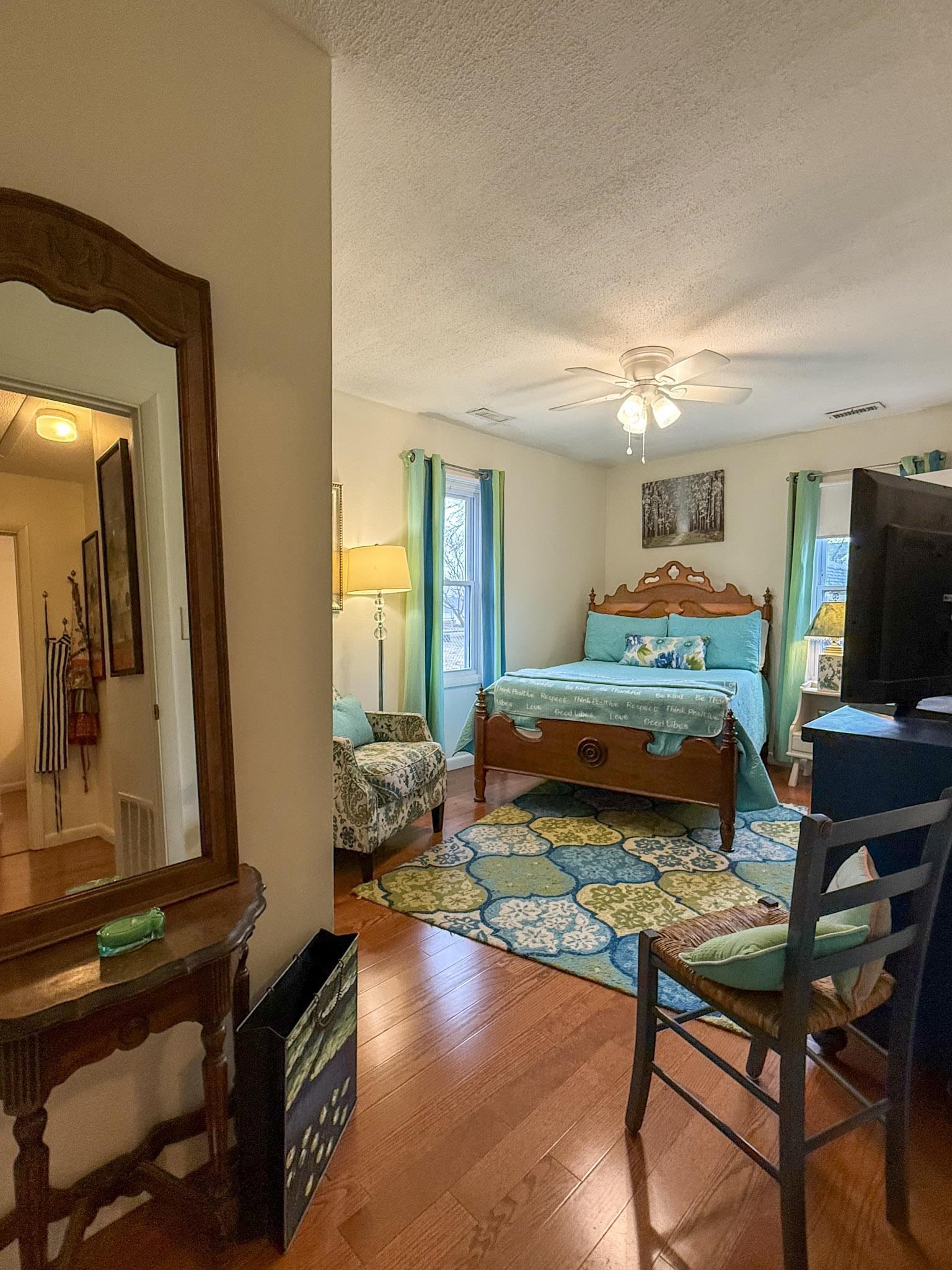 25 Maple Street, Owensboro, Kentucky 42301, 3 Bedrooms Bedrooms, ,2 BathroomsBathrooms,Single Family Residence,For Sale,Maple Street,93897