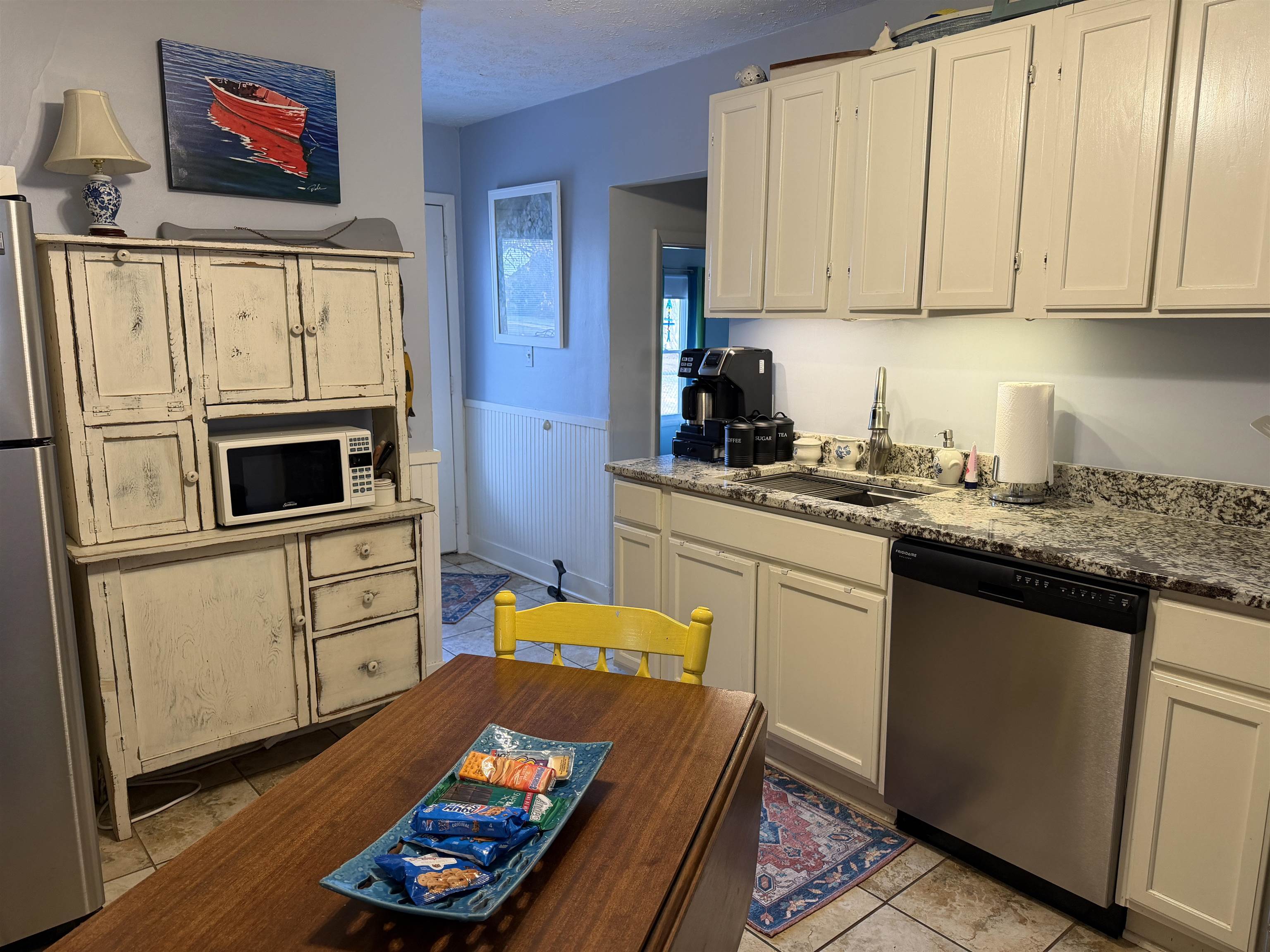 25 Maple Street, Owensboro, Kentucky 42301, 3 Bedrooms Bedrooms, ,2 BathroomsBathrooms,Single Family Residence,For Sale,Maple Street,93897