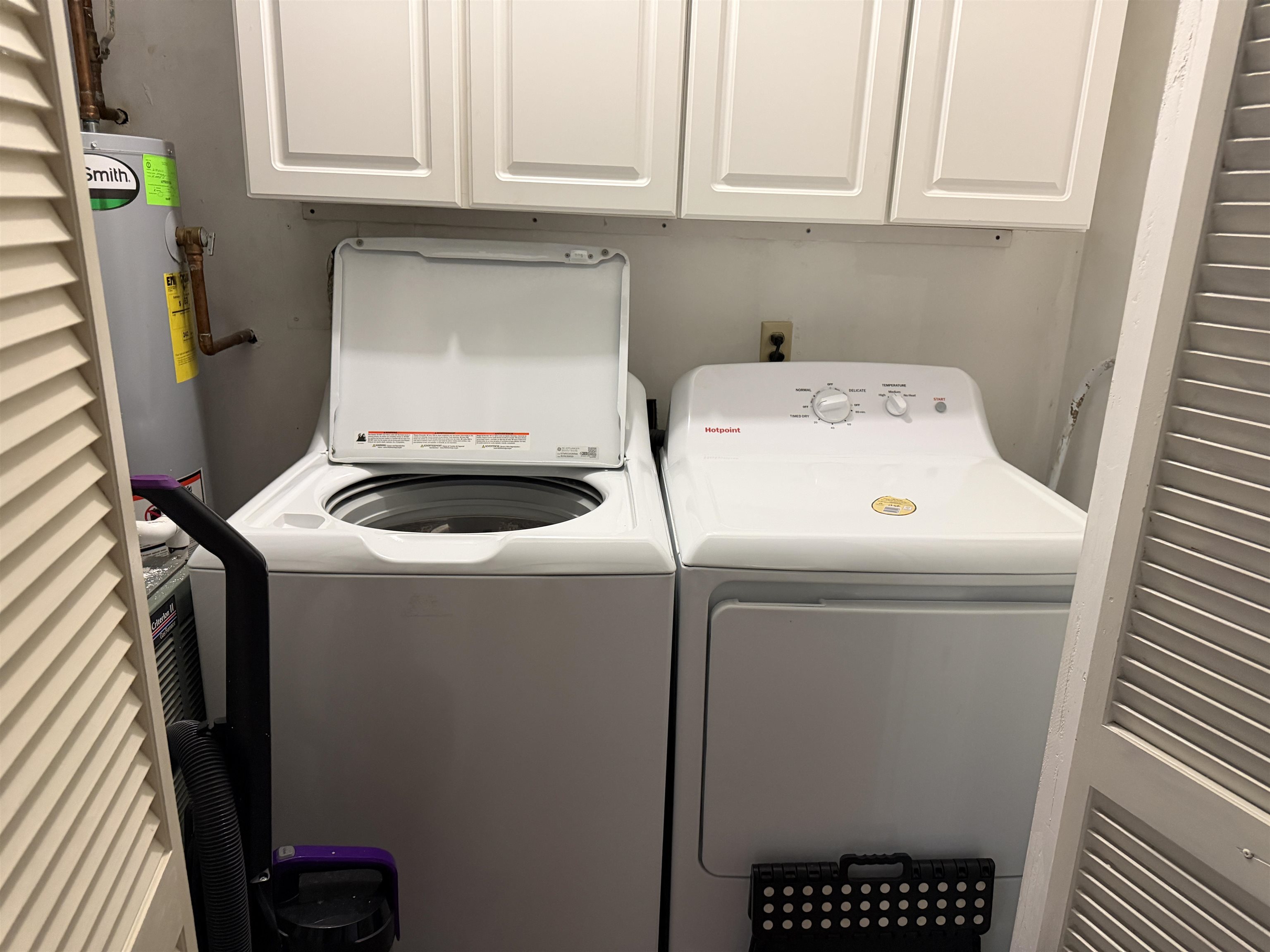 25 Maple Street, Owensboro, Kentucky 42301, 3 Bedrooms Bedrooms, ,2 BathroomsBathrooms,Single Family Residence,For Sale,Maple Street,93897