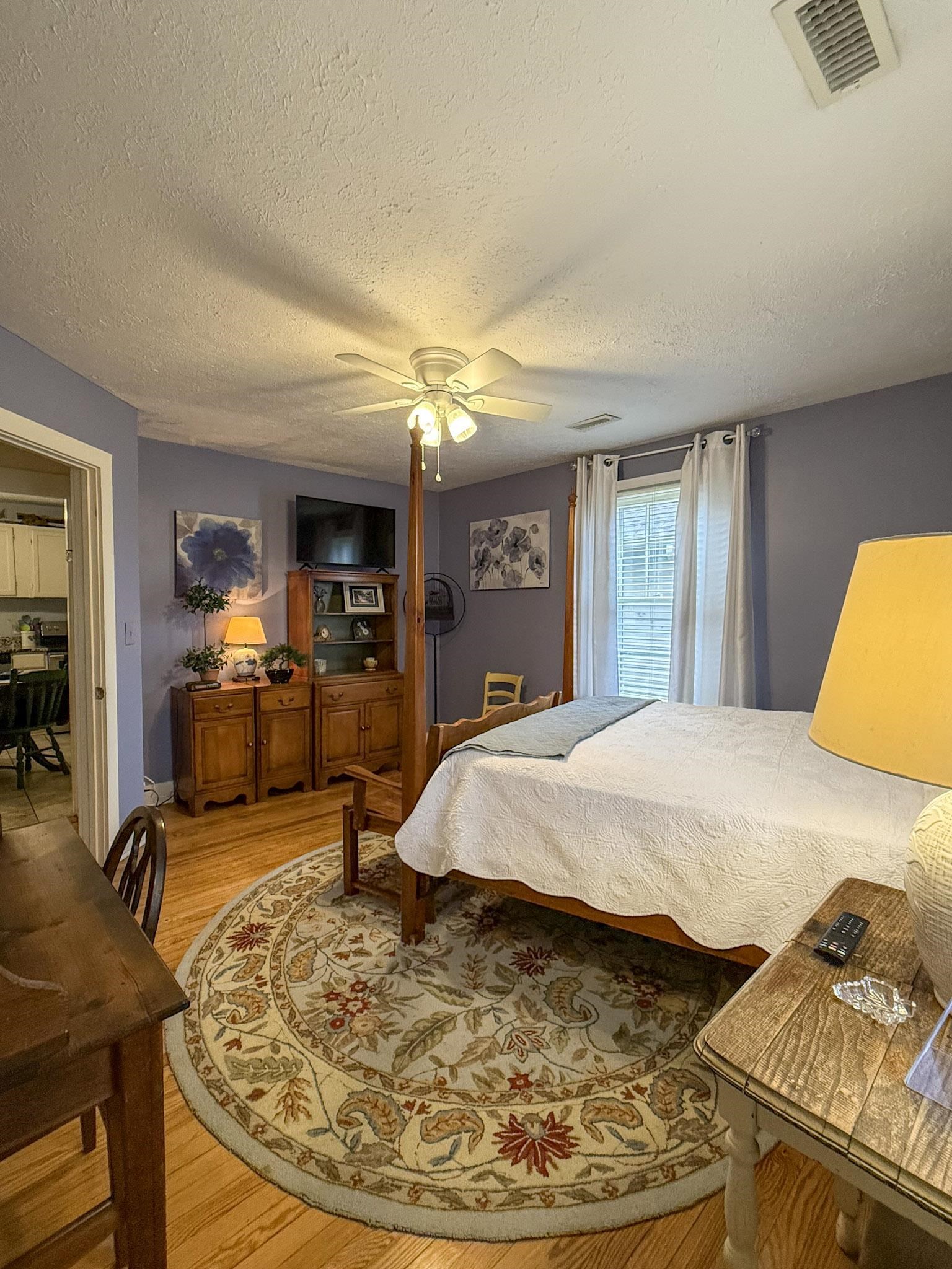 25 Maple Street, Owensboro, Kentucky 42301, 3 Bedrooms Bedrooms, ,2 BathroomsBathrooms,Single Family Residence,For Sale,Maple Street,93897