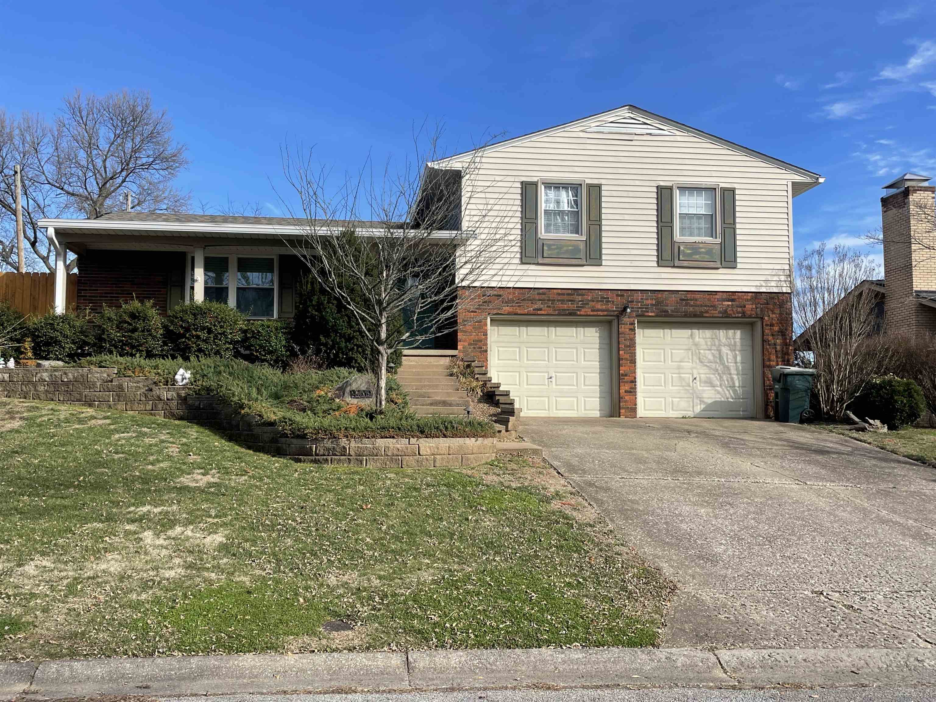 4409 Taylor Dr, Owensboro, Kentucky 42303, 3 Bedrooms Bedrooms, ,2 BathroomsBathrooms,Single Family Residence,For Sale,Taylor Dr,93899