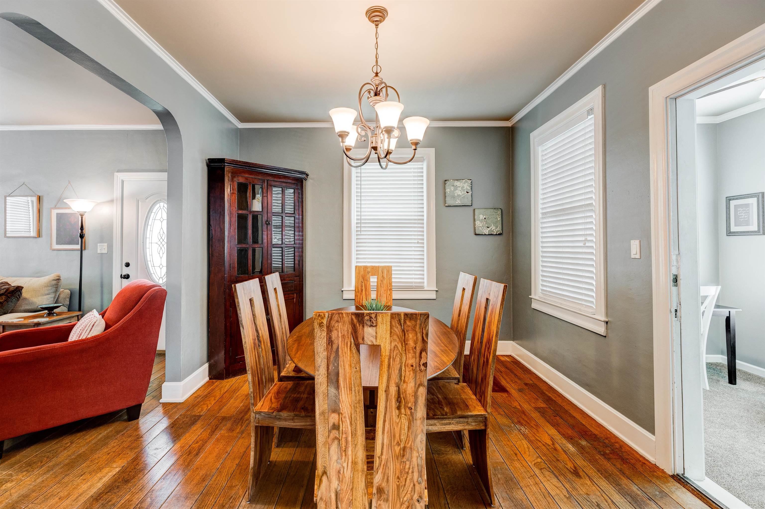 2212 Locust Street, Owensboro, Kentucky 42301, 3 Bedrooms Bedrooms, ,2 BathroomsBathrooms,Single Family Residence,For Sale,Locust Street,93902