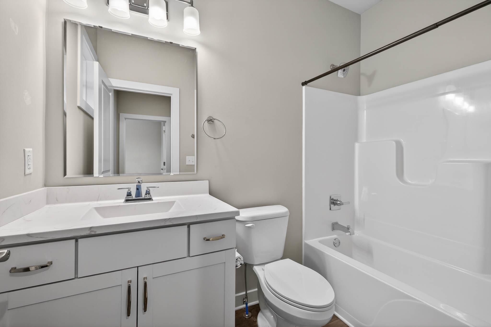 2397 Watson Circle, Owensboro, Kentucky 42301, 2 Bedrooms Bedrooms, ,2 BathroomsBathrooms,Single Family Residence,For Sale,Watson Circle,93903