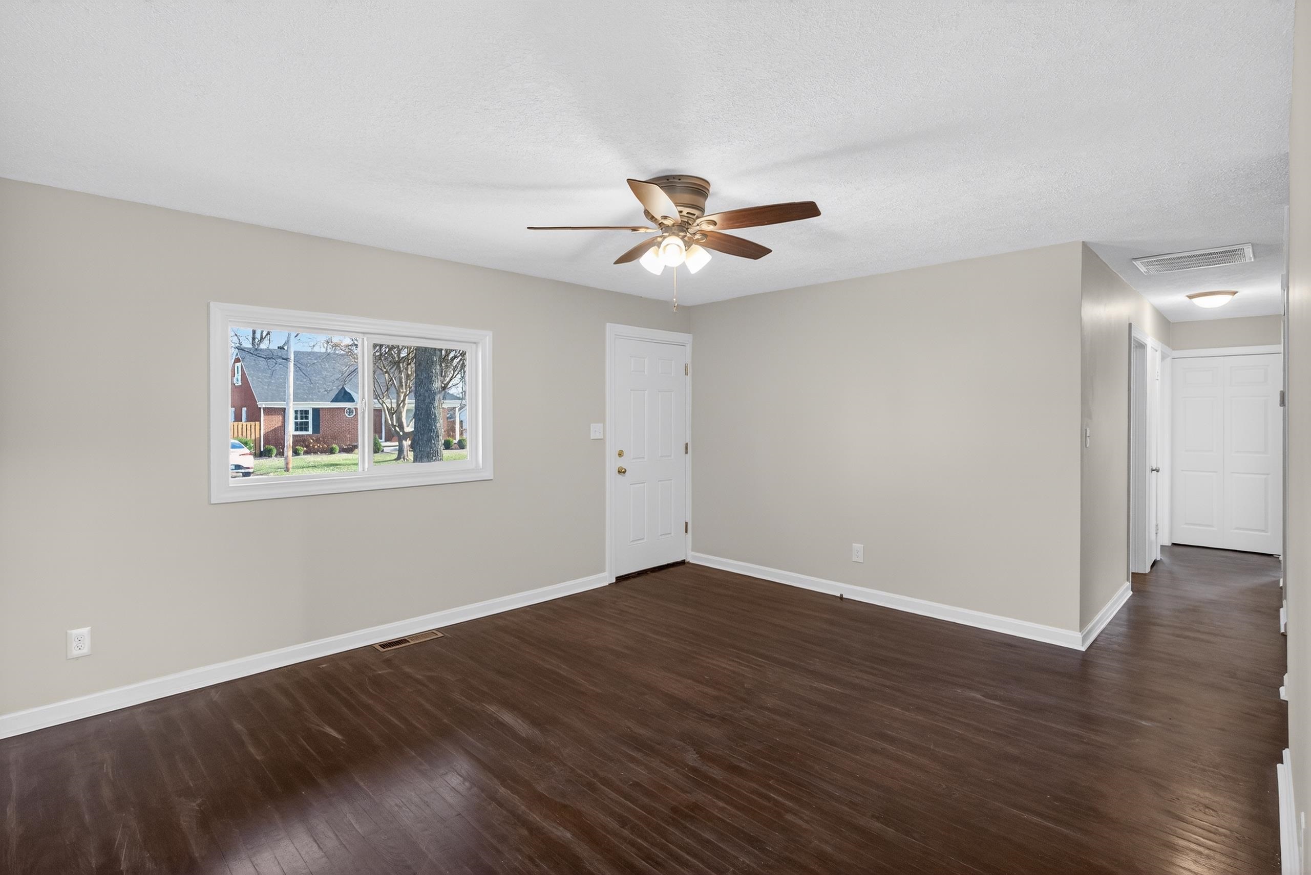 3626 Placid Pl W, Owensboro, Kentucky 42303, 3 Bedrooms Bedrooms, ,1 BathroomBathrooms,Single Family Residence,For Sale,Placid Pl W,93912