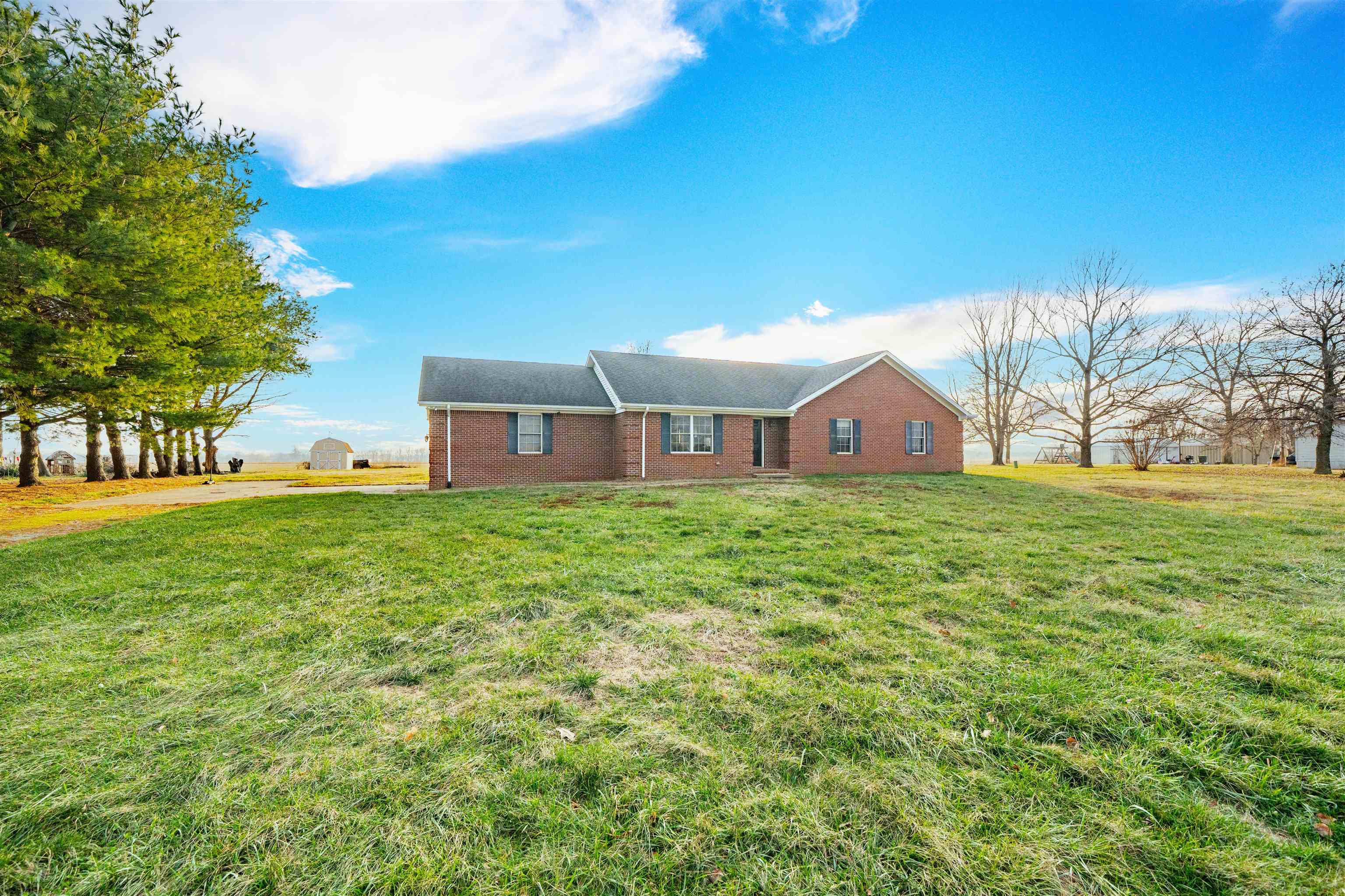 1620 Fogle Rd, Owensboro, Kentucky 42301, 3 Bedrooms Bedrooms, ,2 BathroomsBathrooms,Single Family Residence,For Sale,Fogle Rd,93917