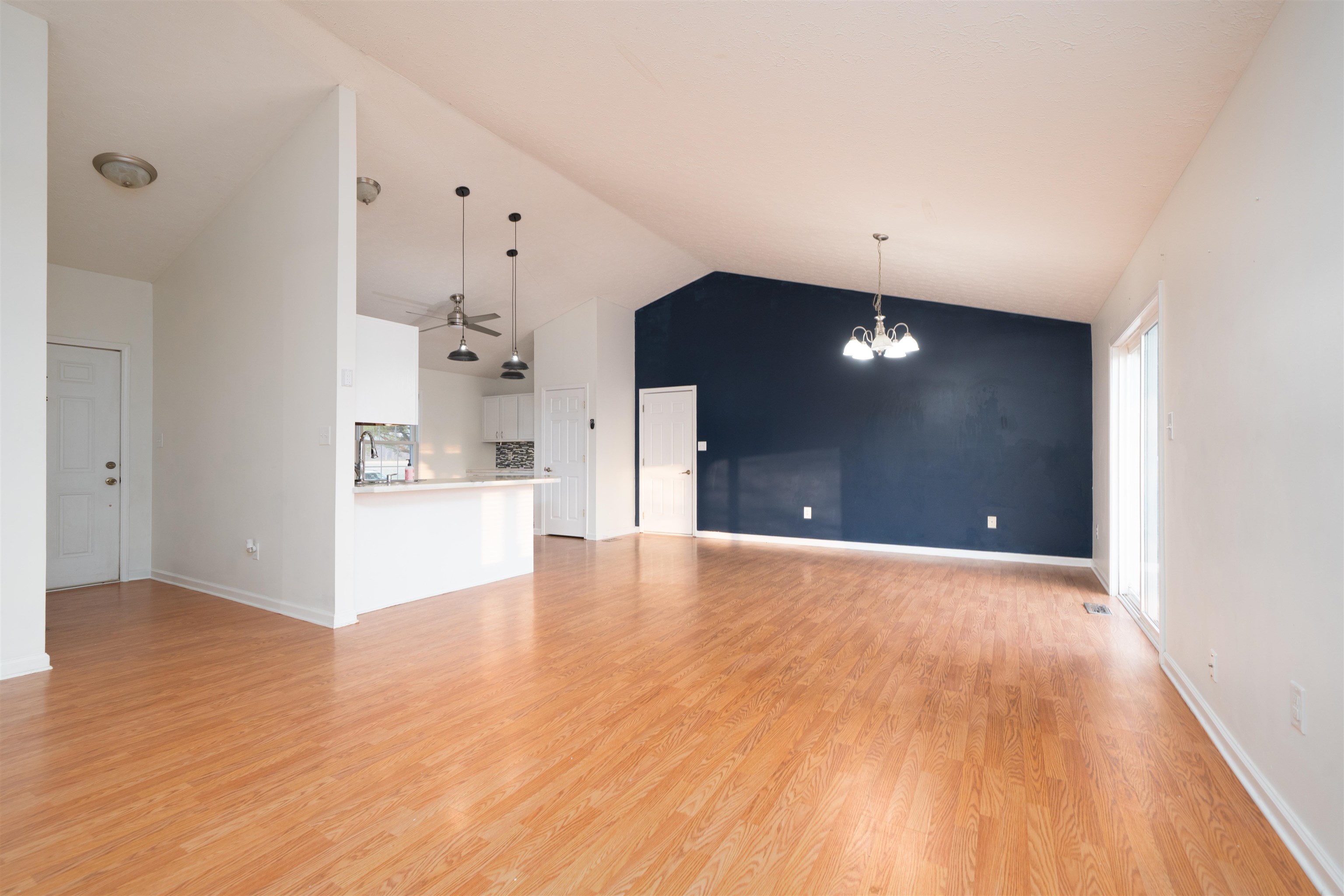 1620 Fogle Rd, Owensboro, Kentucky 42301, 3 Bedrooms Bedrooms, ,2 BathroomsBathrooms,Single Family Residence,For Sale,Fogle Rd,93917