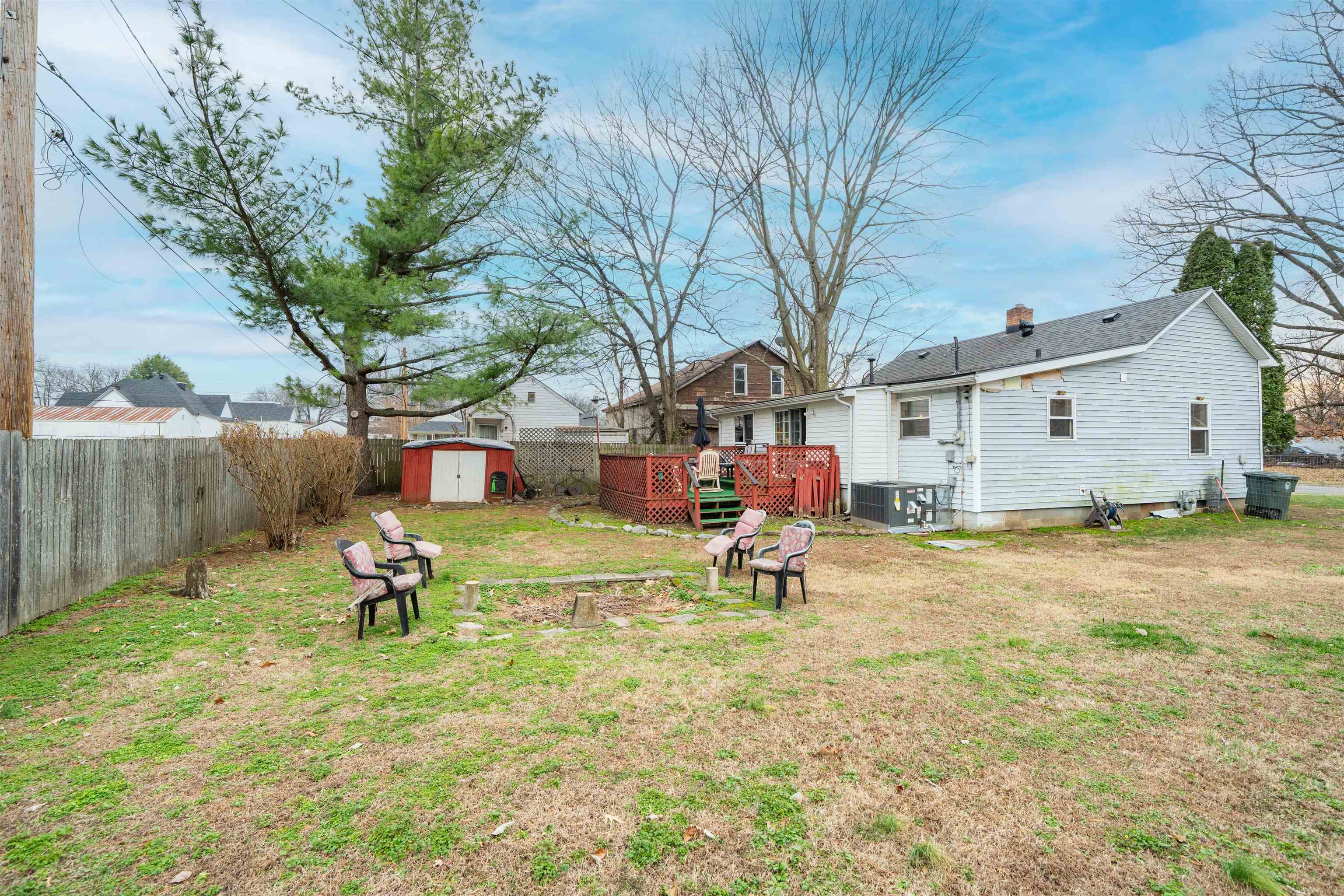 725 Elm St, Owensboro, Kentucky 42301, 1 Bedroom Bedrooms, ,1 BathroomBathrooms,Single Family Residence,For Sale,Elm St,93920