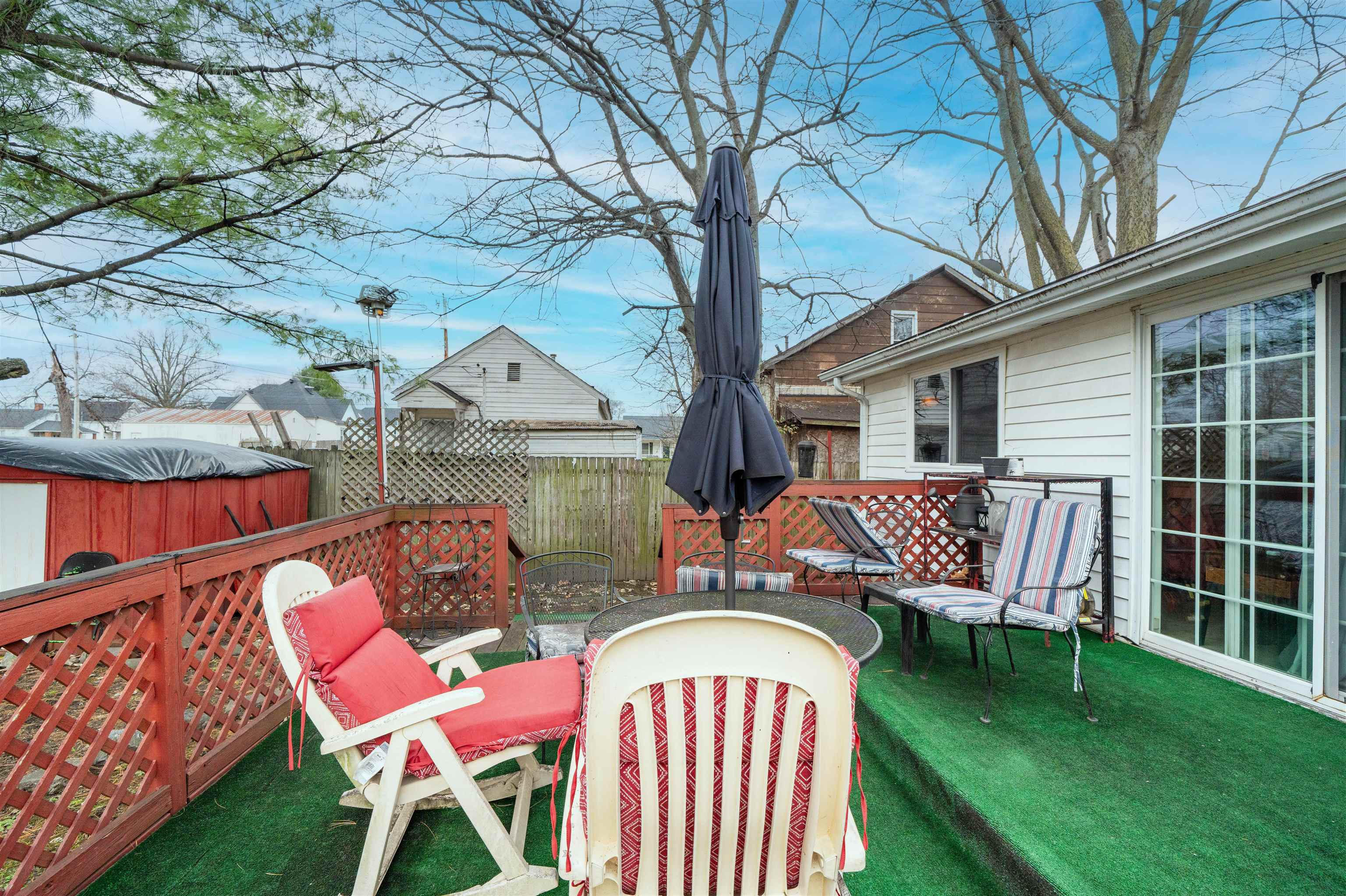 725 Elm St, Owensboro, Kentucky 42301, 1 Bedroom Bedrooms, ,1 BathroomBathrooms,Single Family Residence,For Sale,Elm St,93920