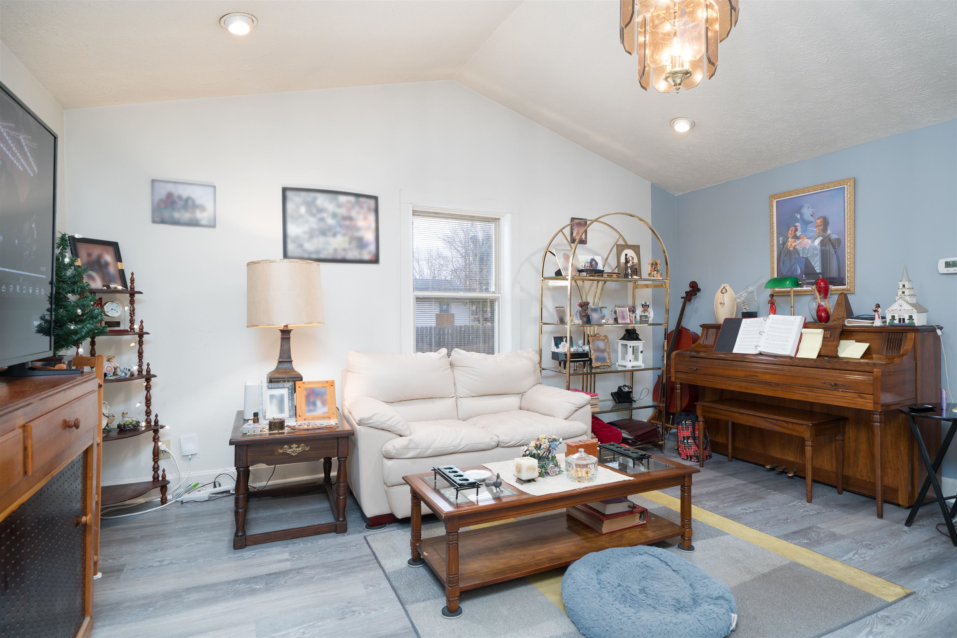 725 Elm St, Owensboro, Kentucky 42301, 1 Bedroom Bedrooms, ,1 BathroomBathrooms,Single Family Residence,For Sale,Elm St,93920