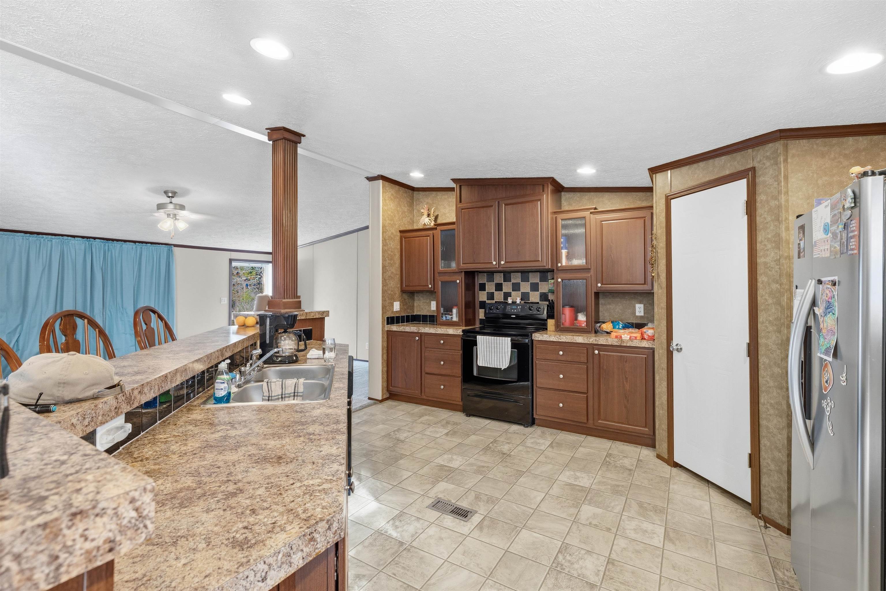 9848 Sunnydale Road (Ohio County), Fordsville, Kentucky 42343, 4 Bedrooms Bedrooms, ,2 BathroomsBathrooms,Single Family Residence,For Sale,Sunnydale Road (Ohio County),93926