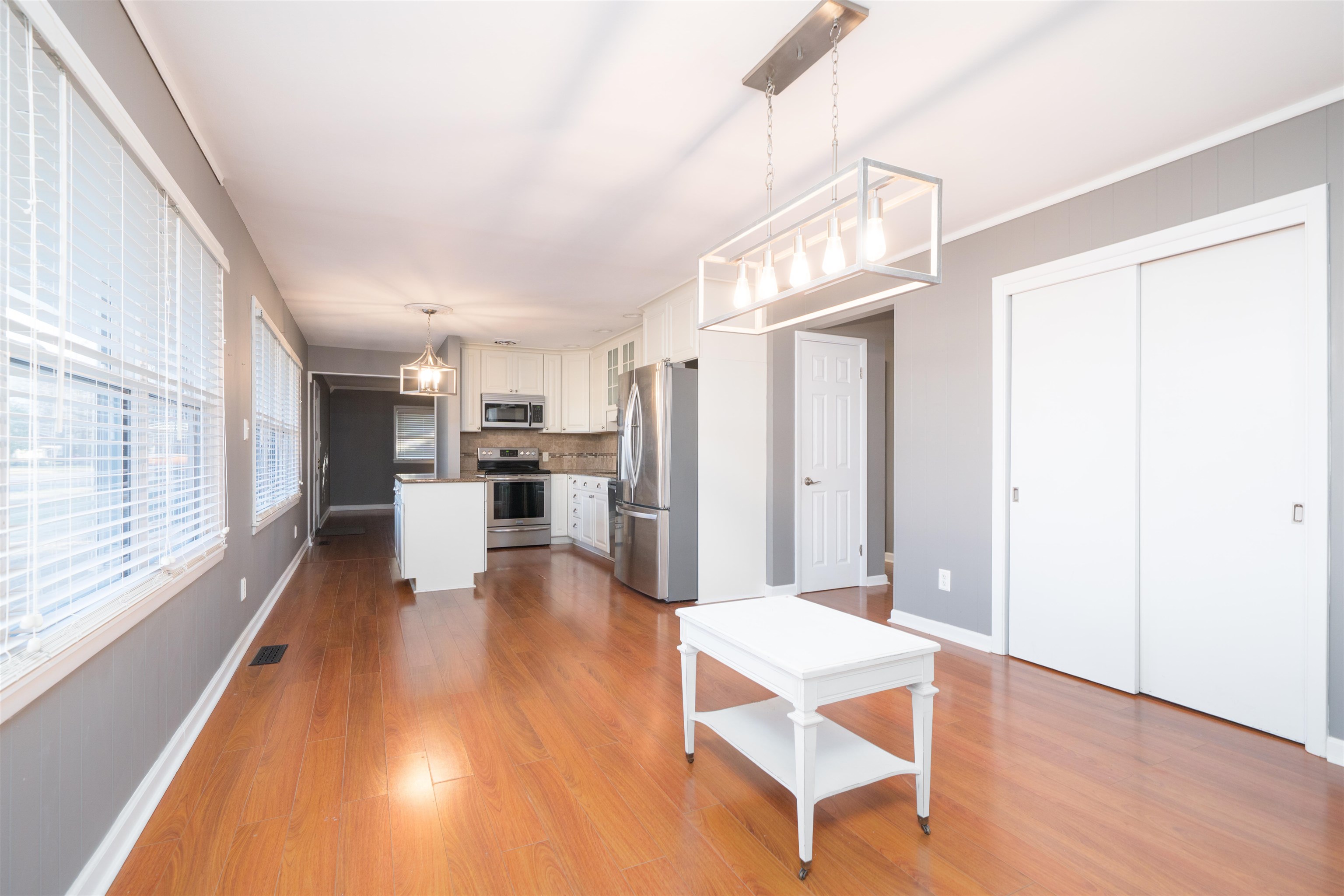 2504 Windsor Avenue, Owensboro, Kentucky 42301, 3 Bedrooms Bedrooms, ,2 BathroomsBathrooms,Single Family Residence,For Sale,Windsor Avenue,93927