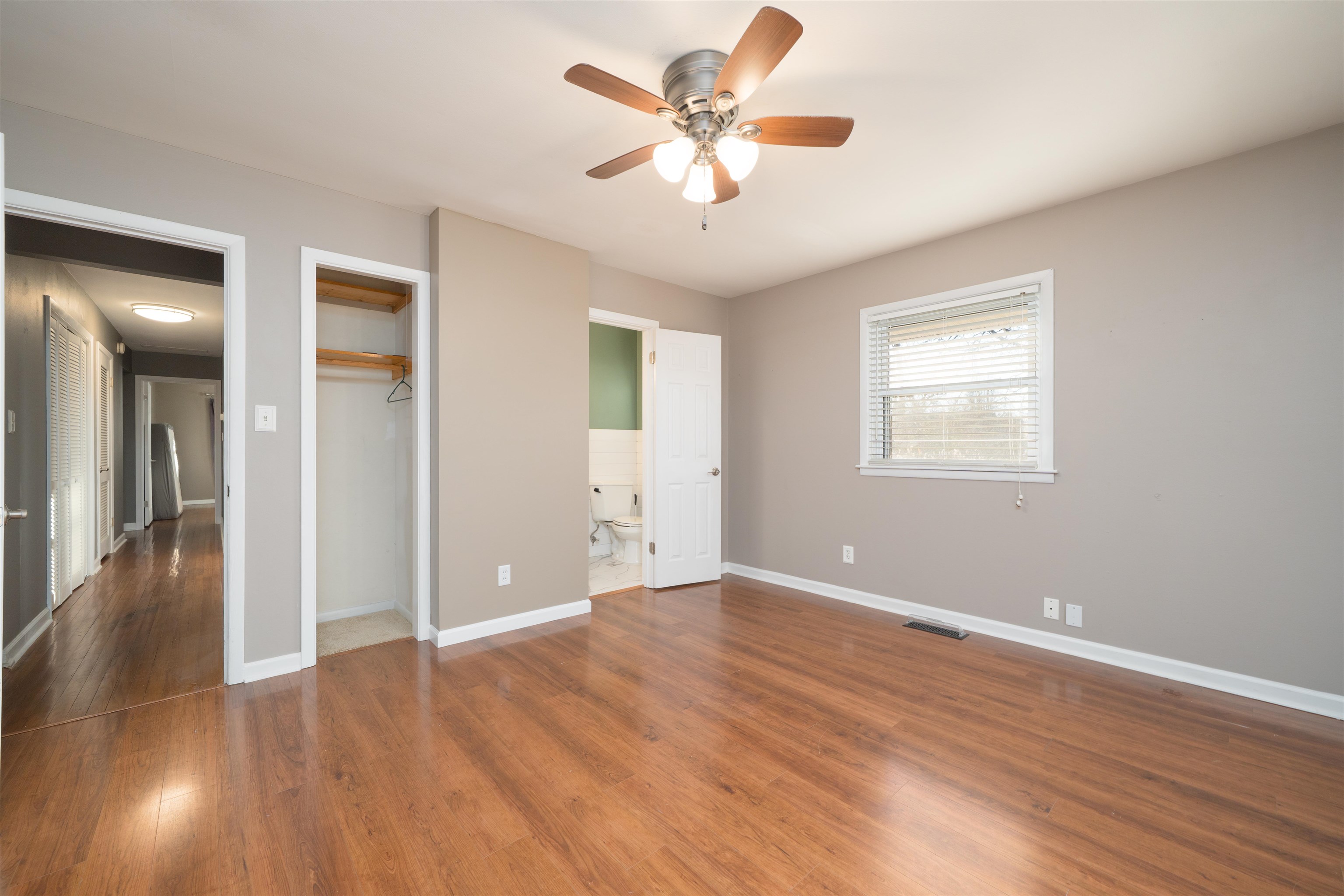 2504 Windsor Avenue, Owensboro, Kentucky 42301, 3 Bedrooms Bedrooms, ,2 BathroomsBathrooms,Single Family Residence,For Sale,Windsor Avenue,93927