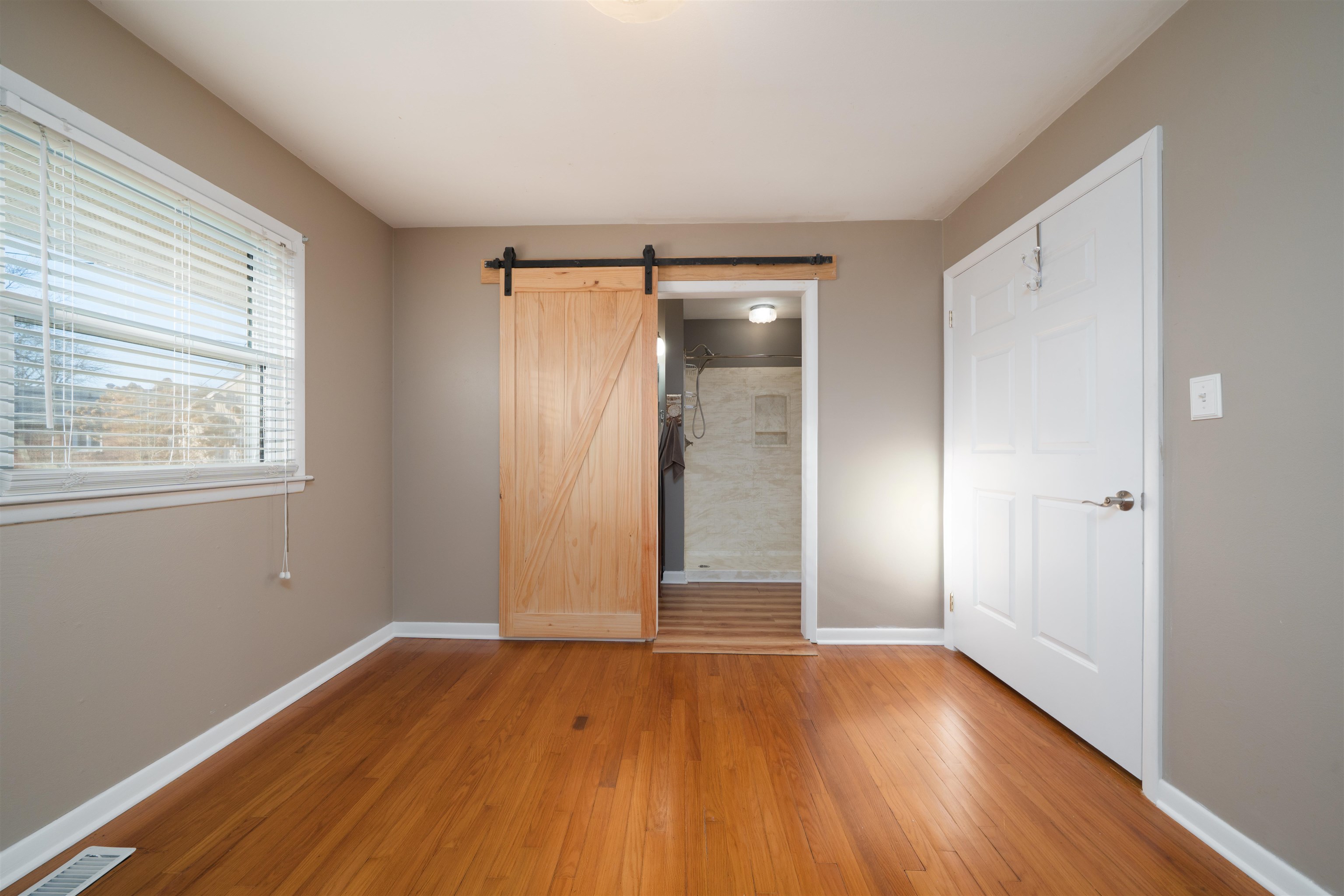 2504 Windsor Avenue, Owensboro, Kentucky 42301, 3 Bedrooms Bedrooms, ,2 BathroomsBathrooms,Single Family Residence,For Sale,Windsor Avenue,93927