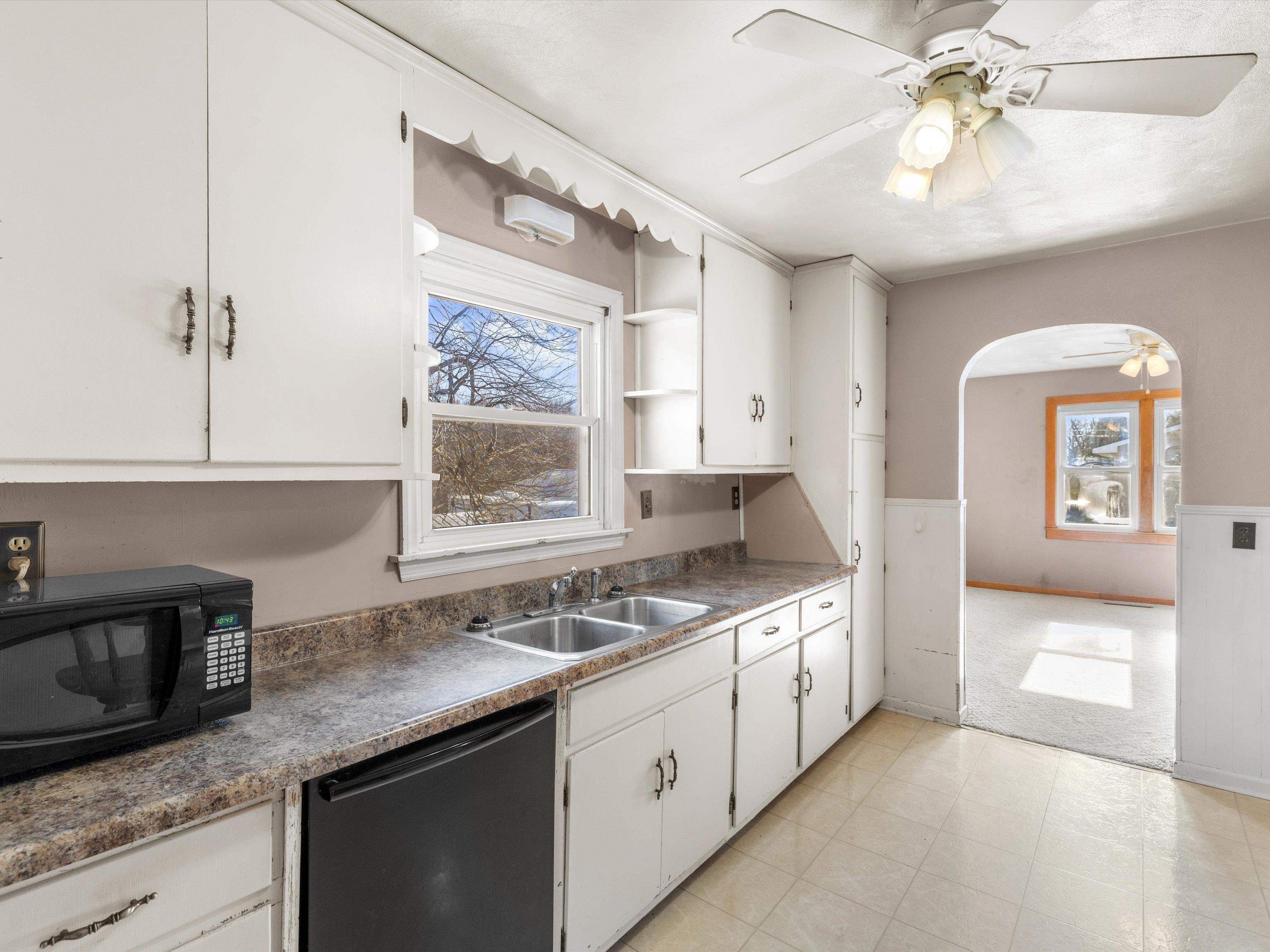 9645 HWY 144, Philpot, Kentucky 42366, 4 Bedrooms Bedrooms, ,1 BathroomBathrooms,Single Family Residence,For Sale,HWY 144,93930