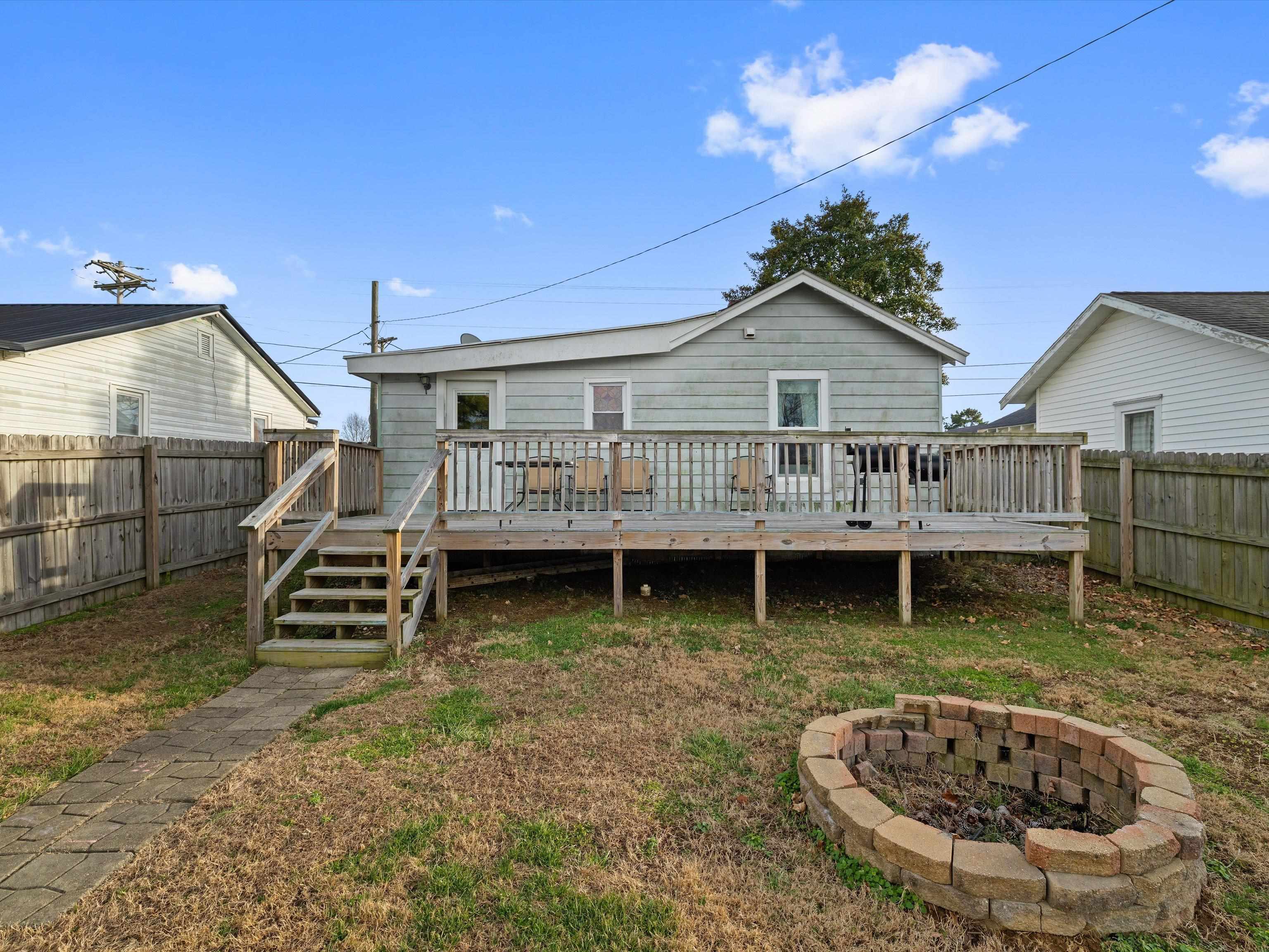 260 Caroline St, Lewisport, Kentucky 42351, 2 Bedrooms Bedrooms, ,1 BathroomBathrooms,Single Family Residence,For Sale,Caroline St,93934